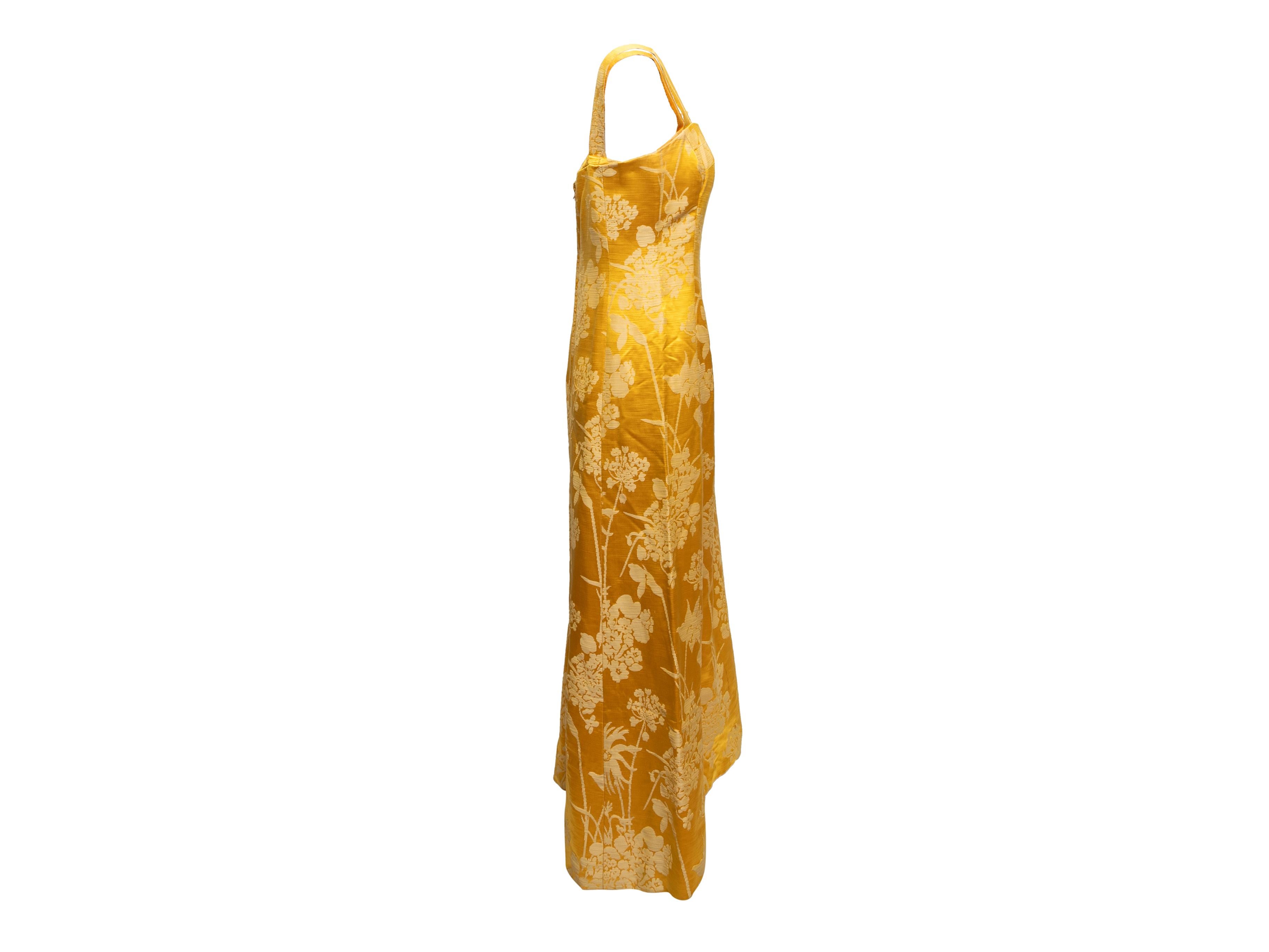 Vintage Yellow Branell Floral Jacquard Gown Size US M/L In Good Condition For Sale In New York, NY