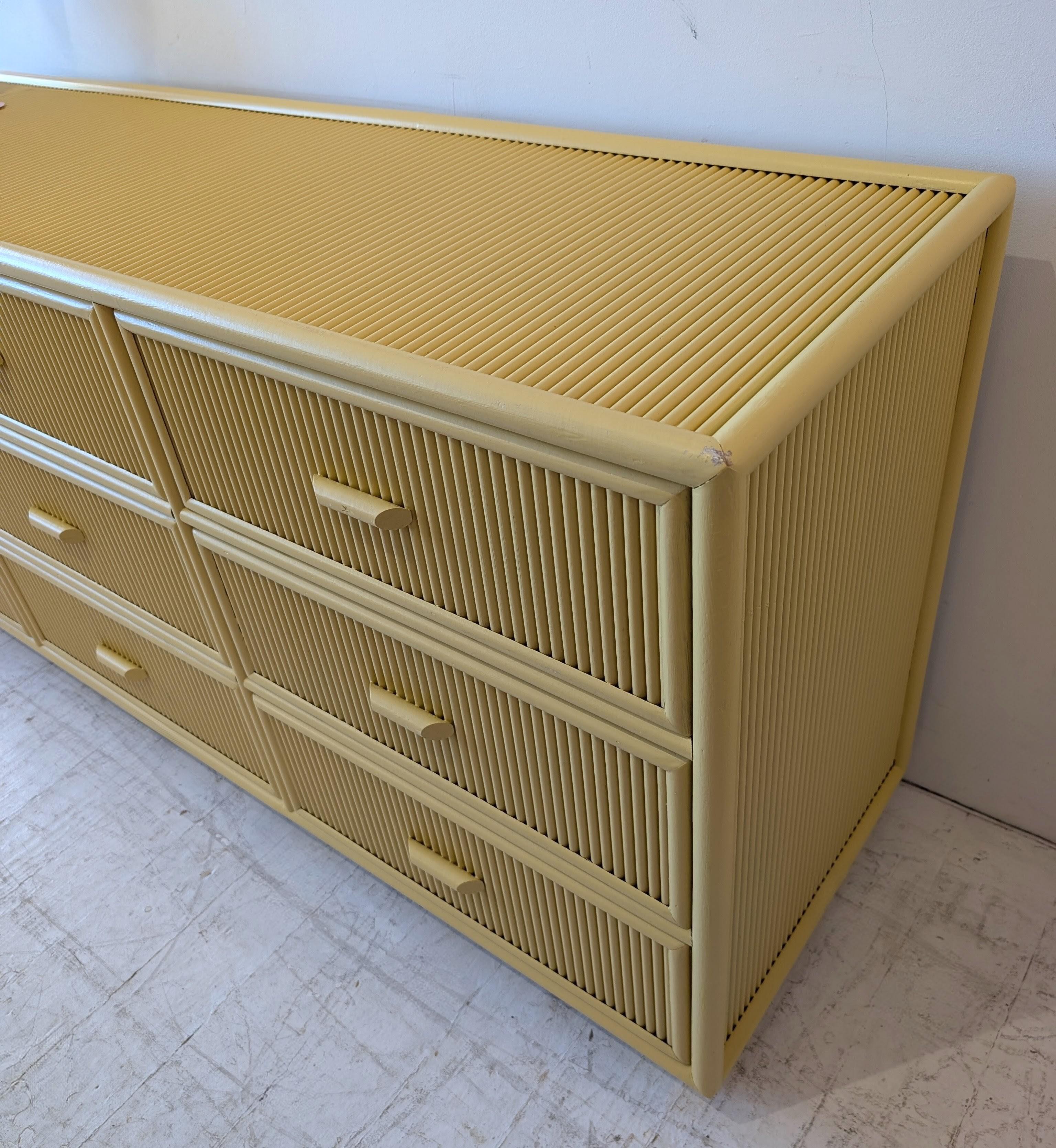 Vintage yellow cane & pencil reed sideboard with drawers / dresser, 1970s USA im Angebot 5
