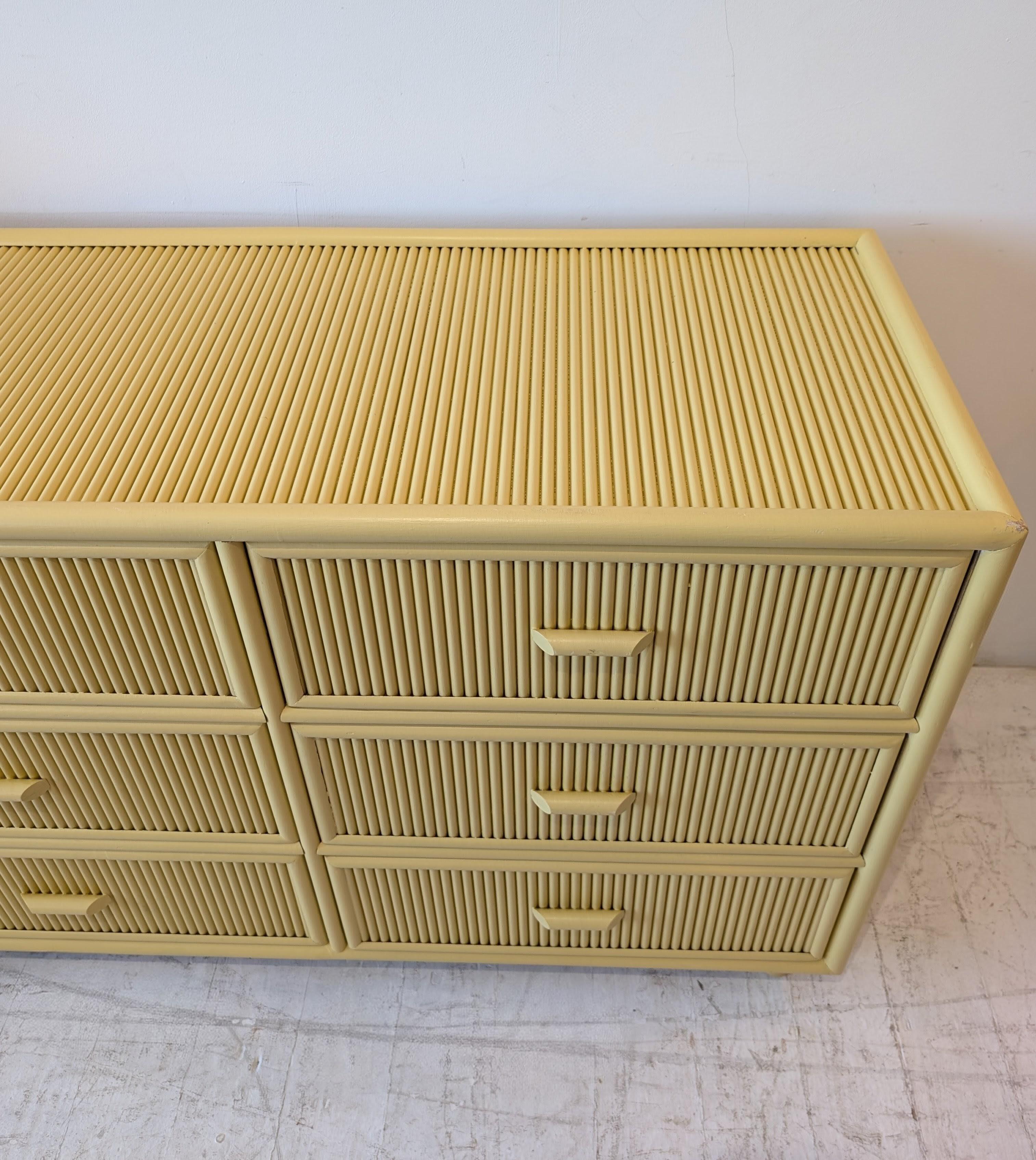 Vintage yellow cane & pencil reed sideboard with drawers / dresser, 1970s USA im Angebot 6