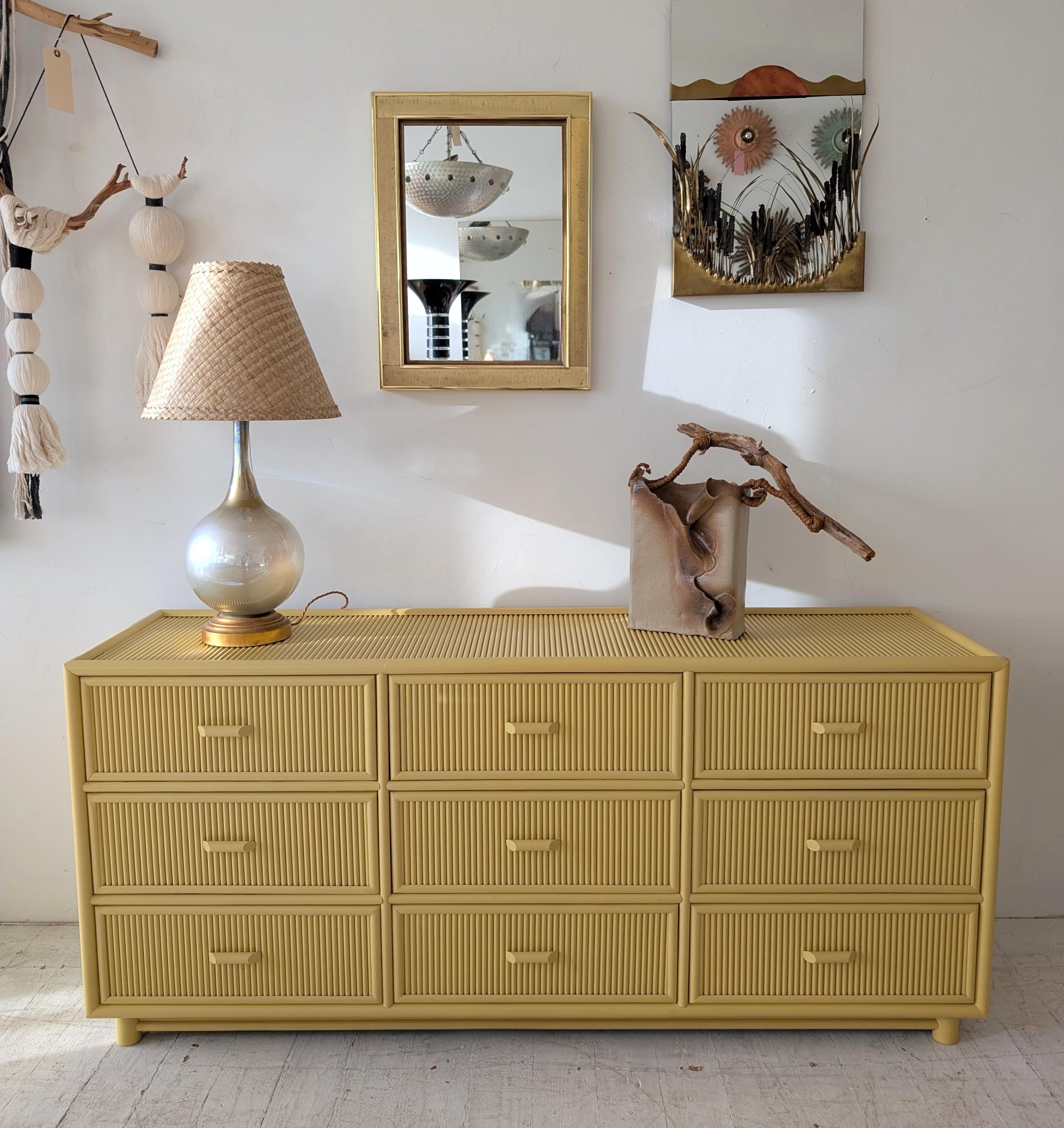 Vintage yellow cane & pencil reed sideboard with drawers / dresser, 1970s USA (amerikanisch) im Angebot