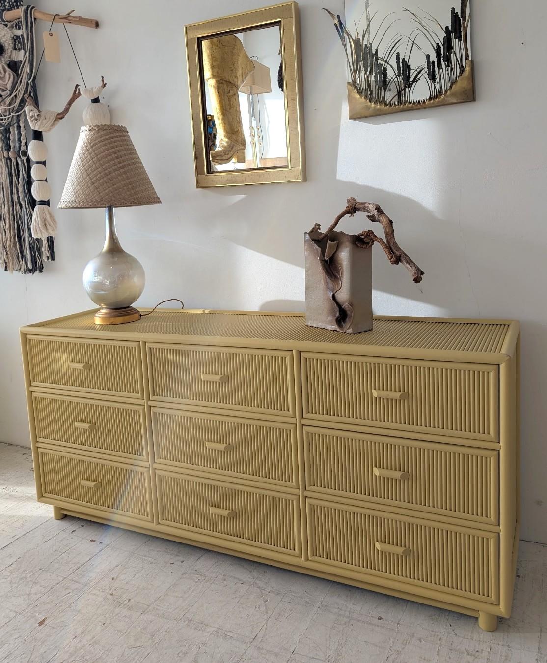 Vintage yellow cane & pencil reed sideboard with drawers / dresser, 1970s USA im Angebot 1