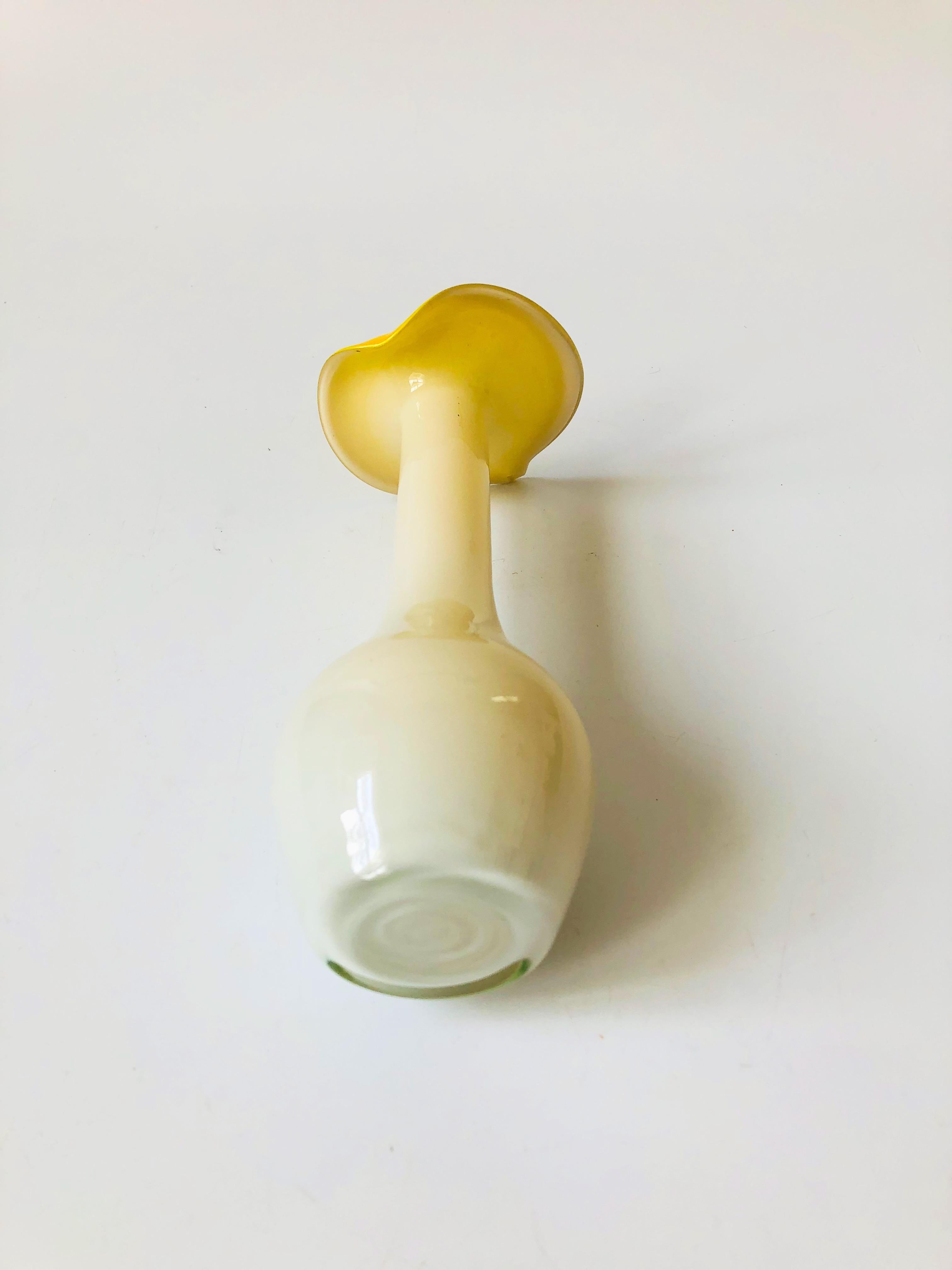 Vintage Yellow Cased Glass Lily Vase For Sale 1
