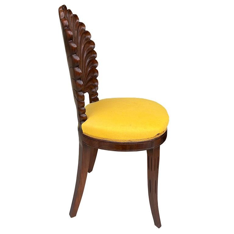 Vintage Yellow Coastal Venetian Carved Shell Grotto Chair - Hollywood Regency In Good Condition In Oklahoma City, OK