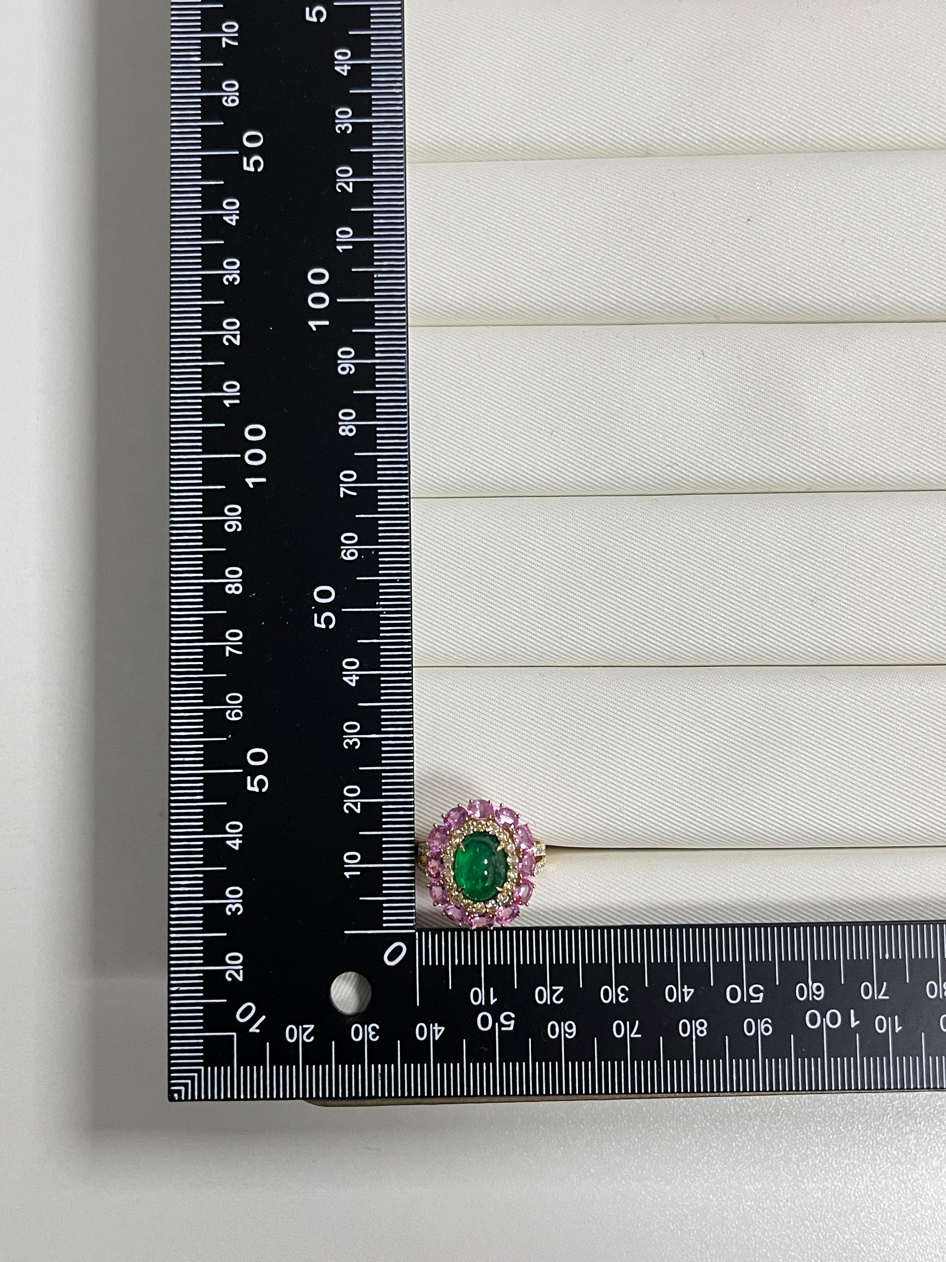 Vintage 2.53Ct Emerald Ring and fancy Diamond Pink Sapphire in 18K Yellow Gold 1