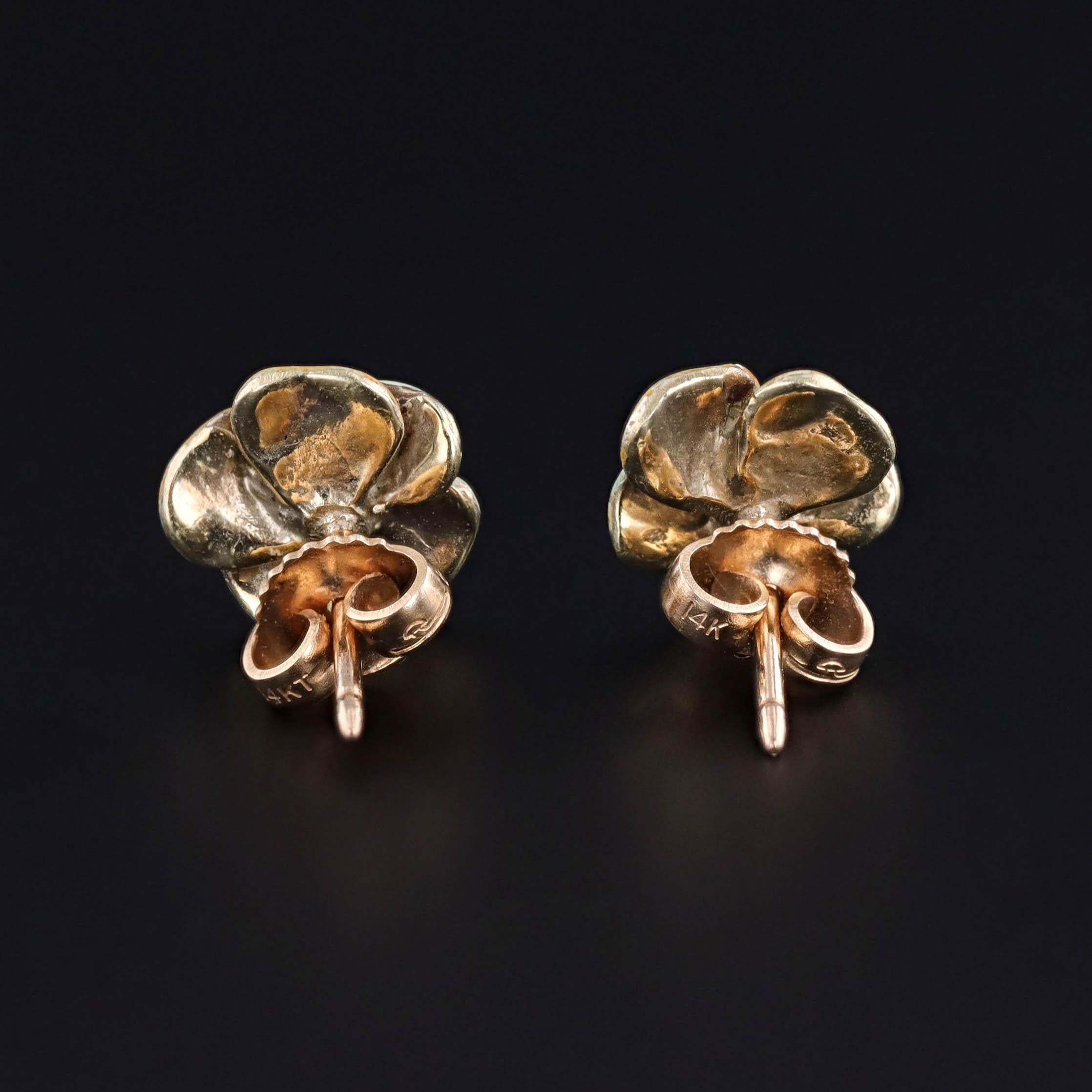 Boucles d'oreilles Pensée en émail jaune d'époque en or 14k Pour femmes en vente