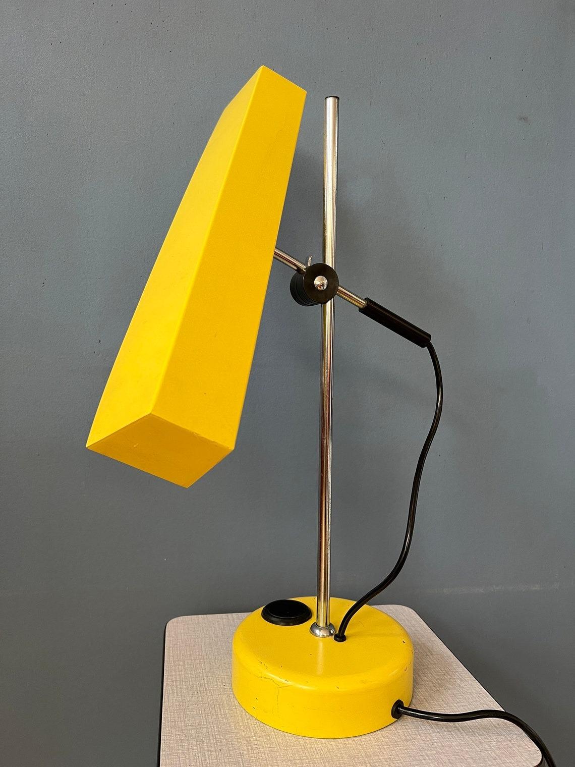 Vintage Yellow Fluorescent Desk Lamp, 1970s 1