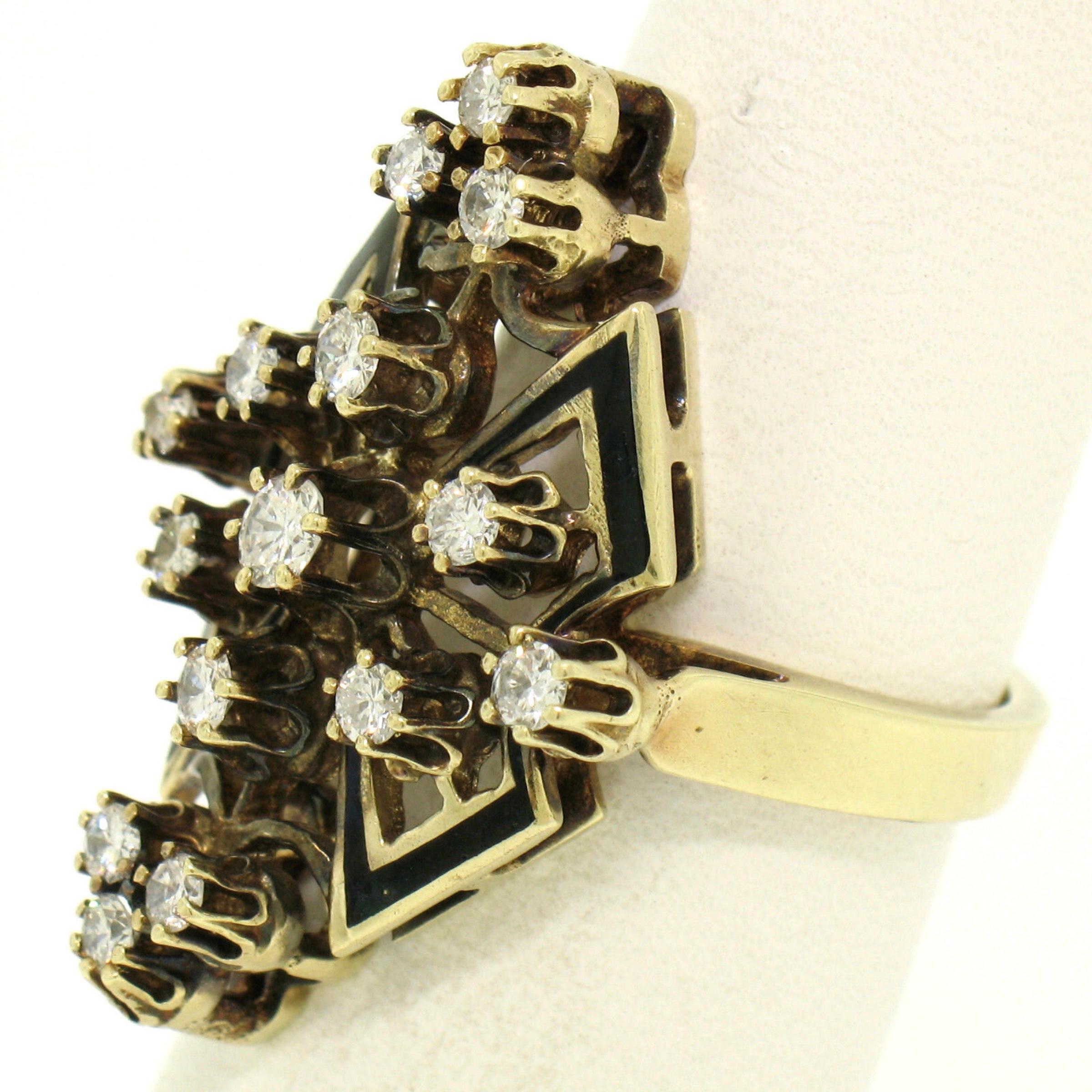 Vintage Yellow Gold 0.90ctw Round Diamond Black Enamel Marquise Cocktail Ring For Sale 1