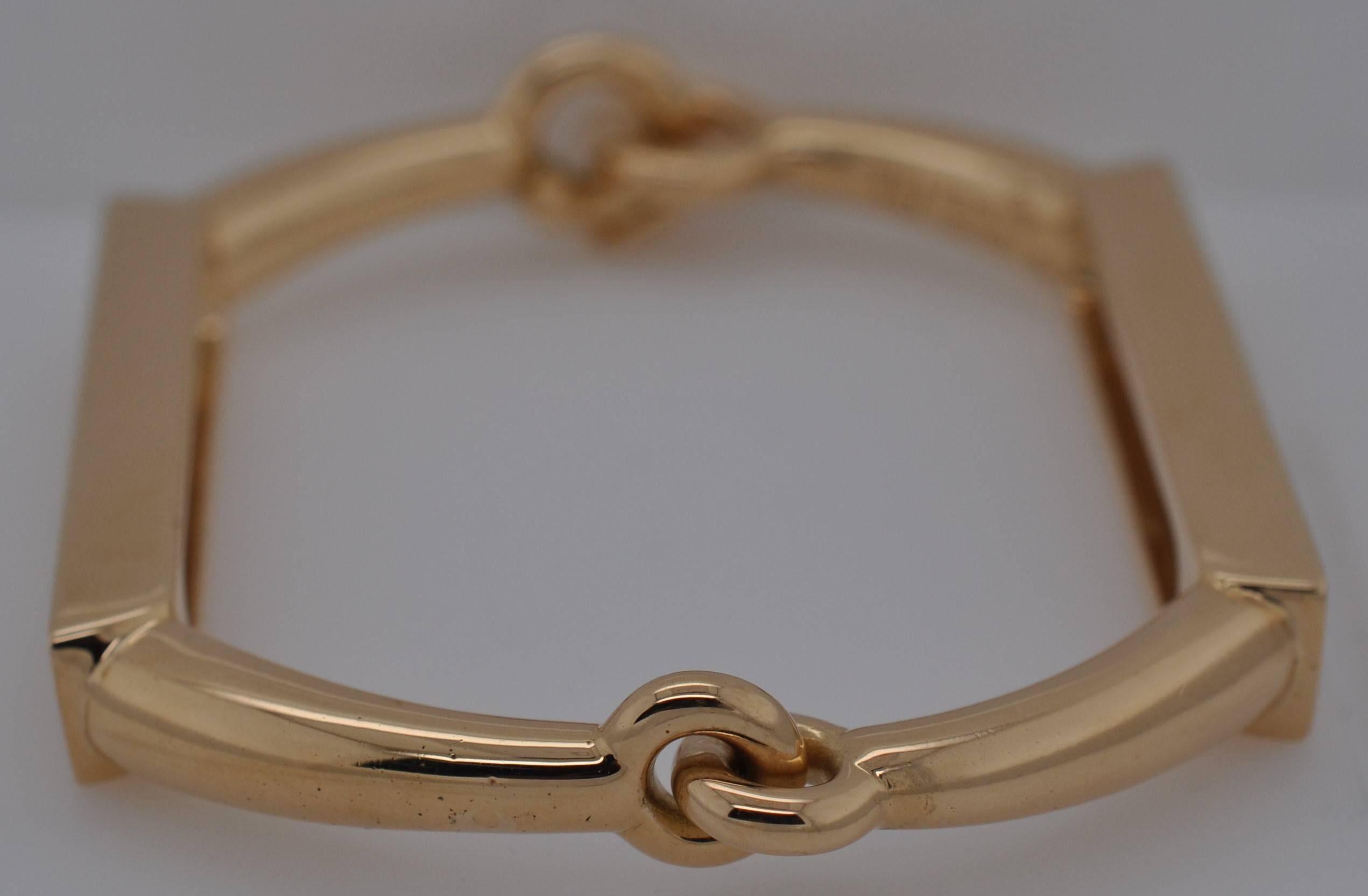 Brand: Gucci

Age: 1970's

Metal: 18k Yellow Gold

Hallmarked: Gucci Italy 750 18k DD BRV

Size: 7