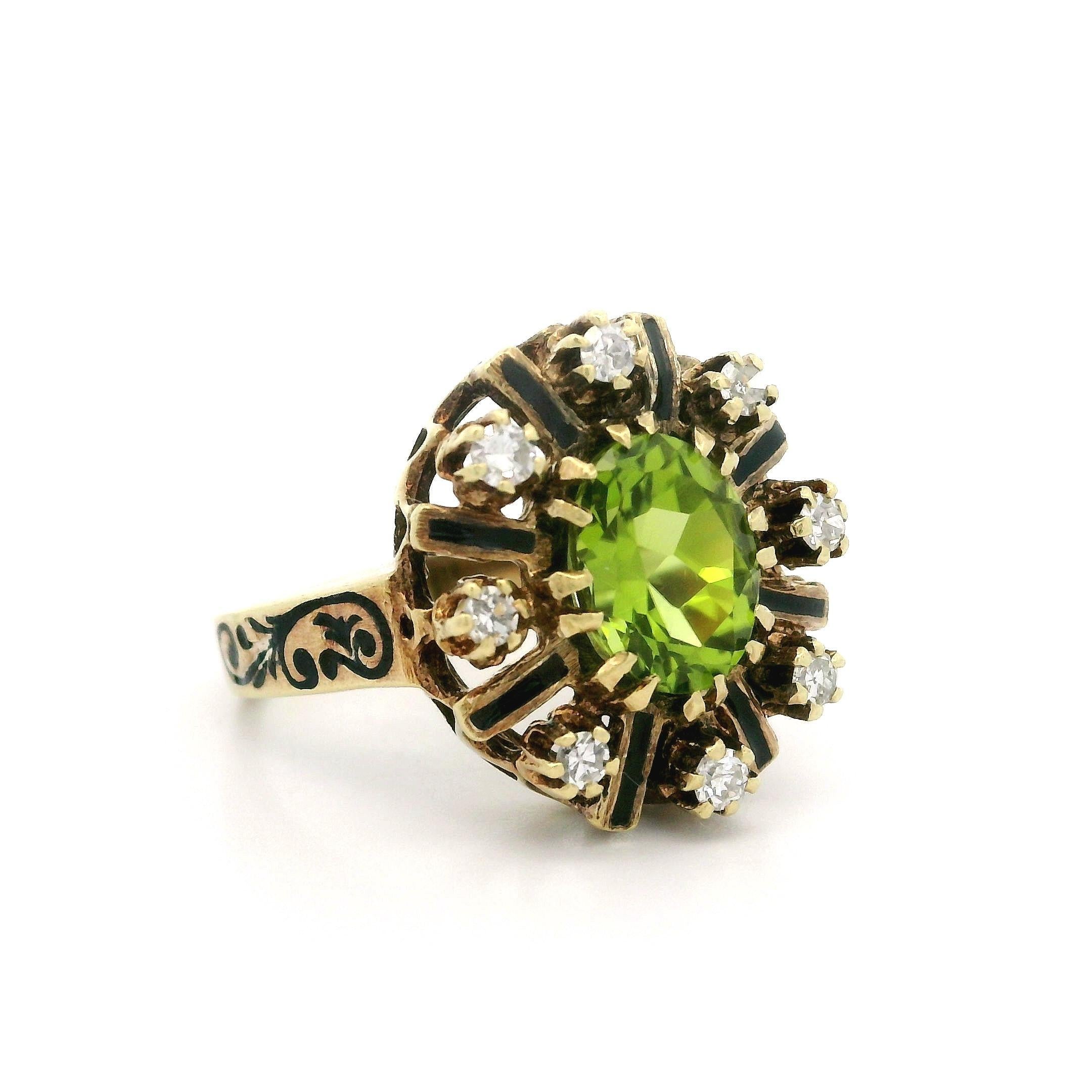 Vintage Yellow Gold 2.28ctw Peridot & Diamond Black Enamel Work Cocktail Ring For Sale 4