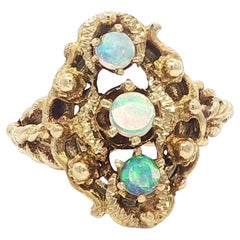 Vintage Yellow Gold 3 Round Cabochon Opal Braided Shank Dinner Ring