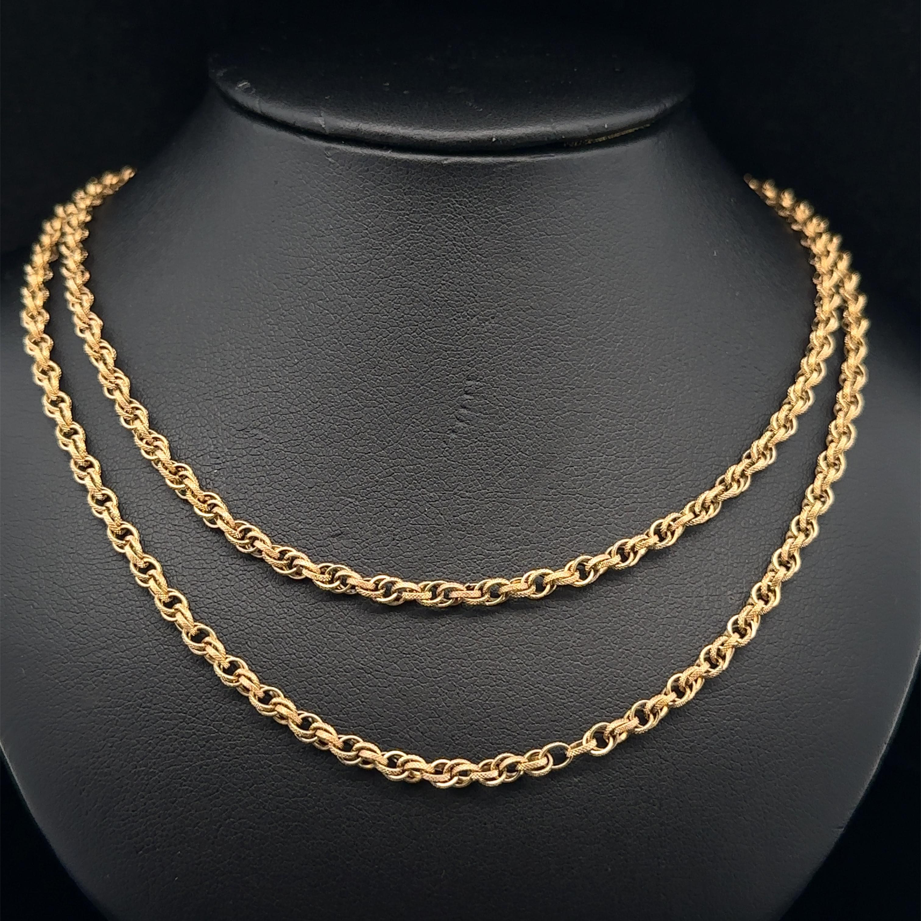 Collana d'epoca in oro giallo a doppio cavo intrecciato lunga 30