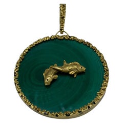 Vintage Yellow Gold and Malachite Astrological Sign Picies Pendant 