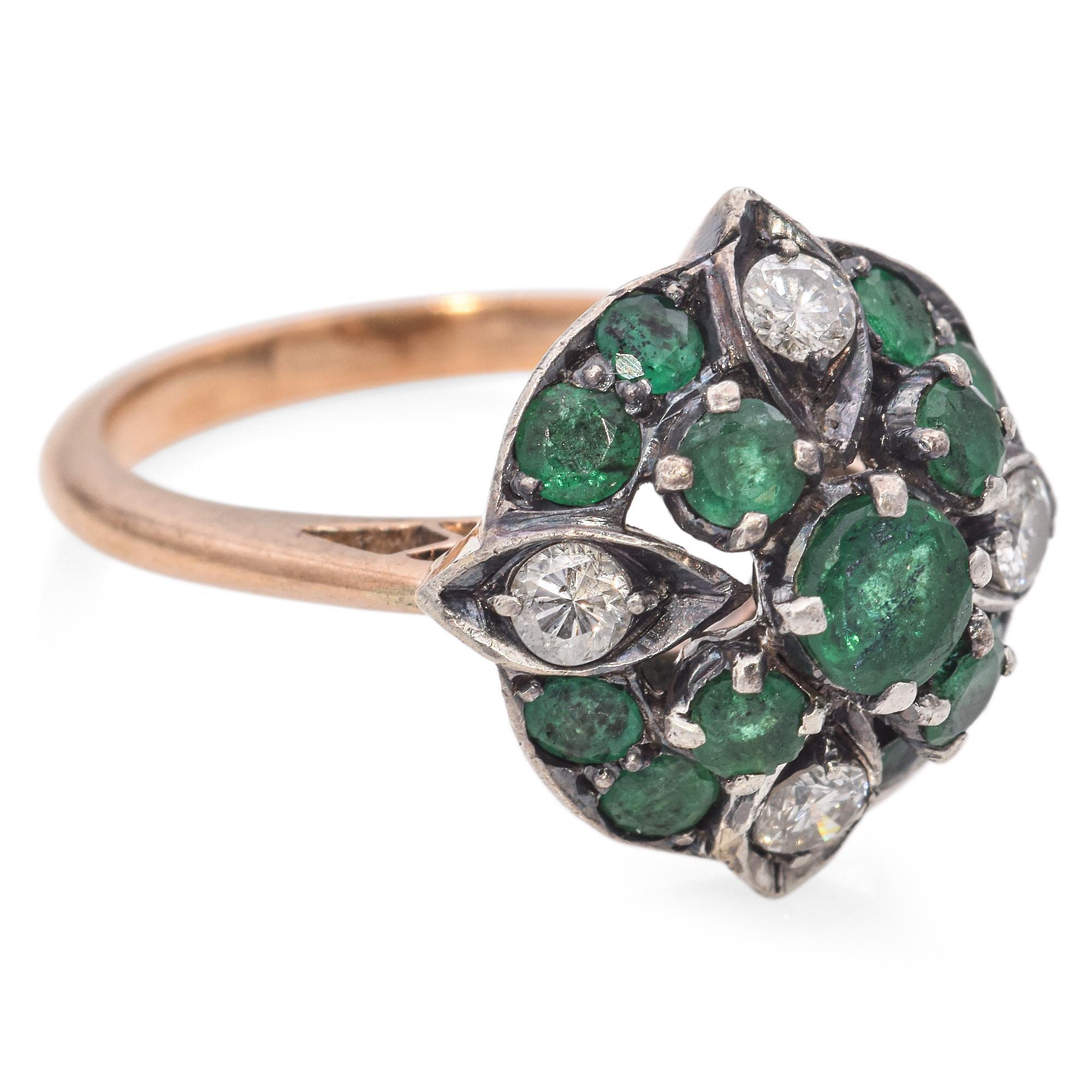 Vintage Yellow Gold and Silver Emerald Diamond Cluster Ring In Good Condition For Sale In New York, NY
