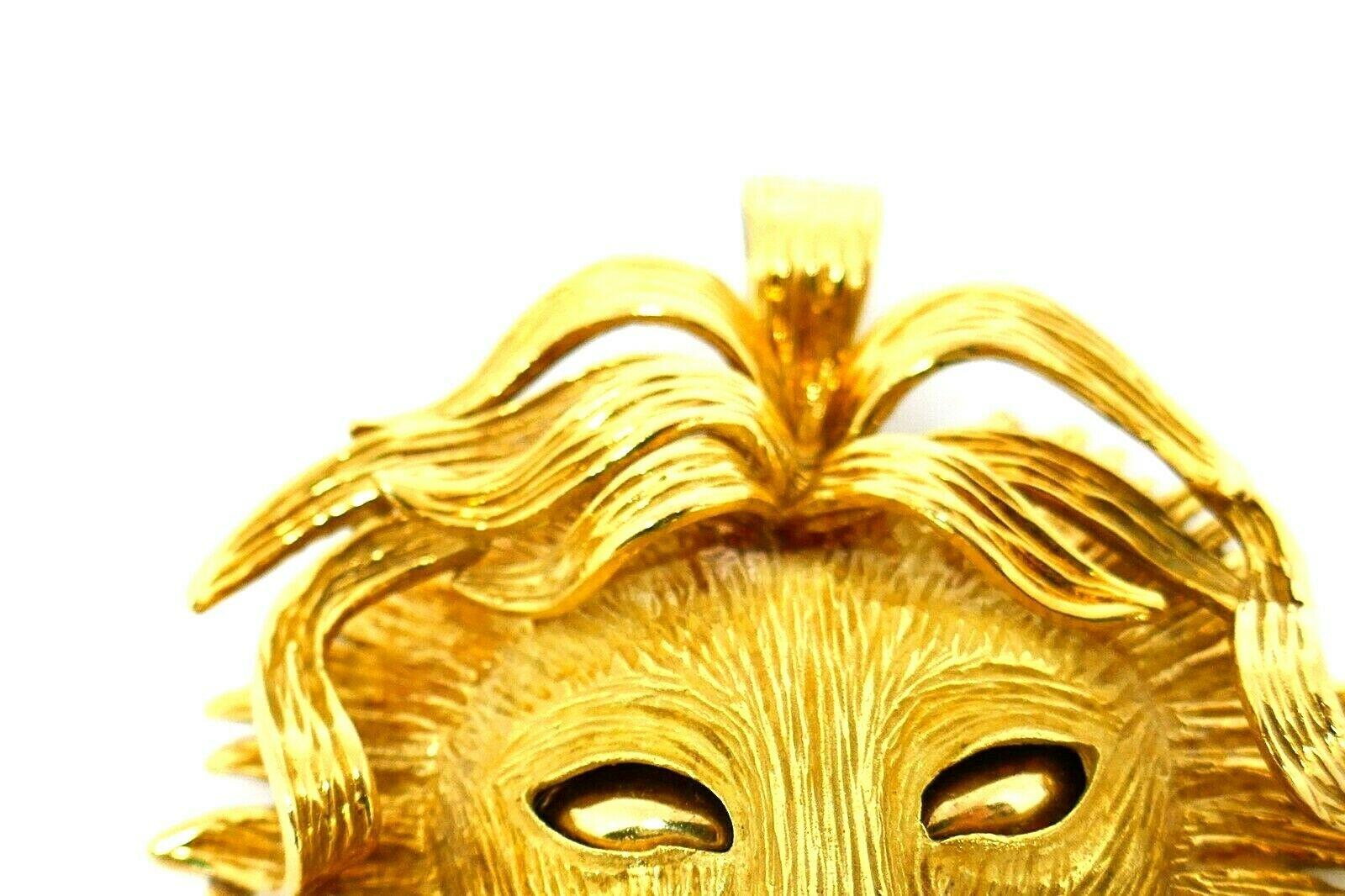 Women's or Men's Vintage Yellow Gold Astrological Zodiac Leo Pendant
