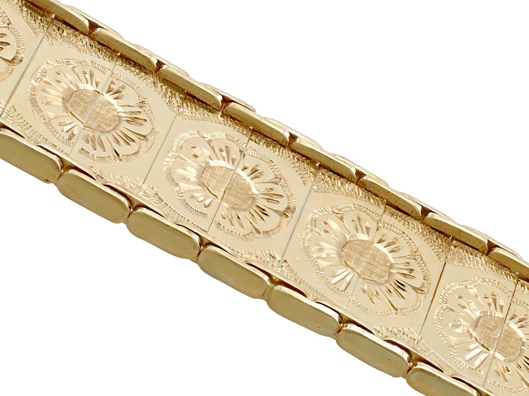 Bracelet vintage en or jaune des années 1960 en vente 1