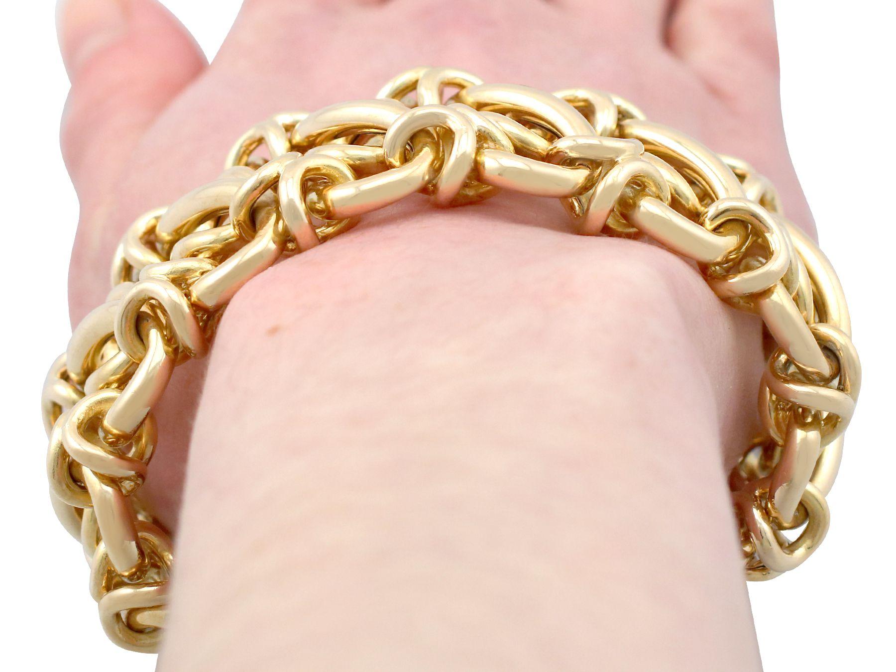 Bracelet vintage en or jaune  en vente 8