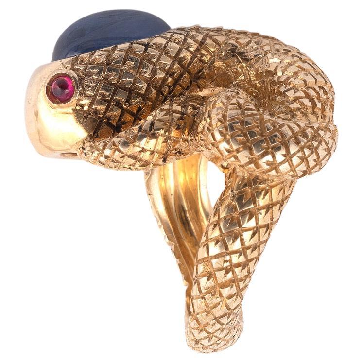 Vintage Yellow Gold Cabochon Sapphire Snake Ring In Good Condition For Sale In Firenze, IT