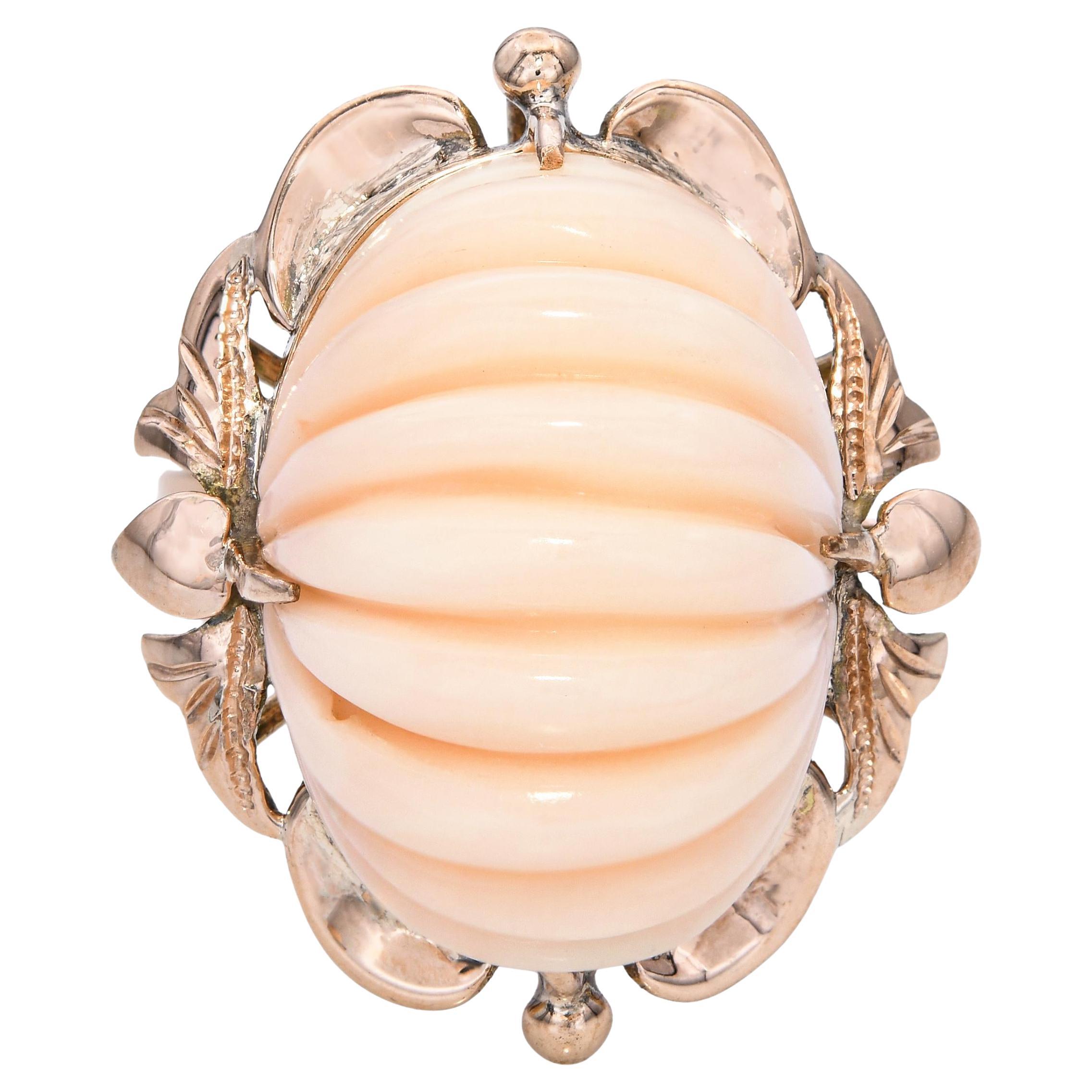 Vintage Gelbgold geschnitzt Koralle Cocktail Ring