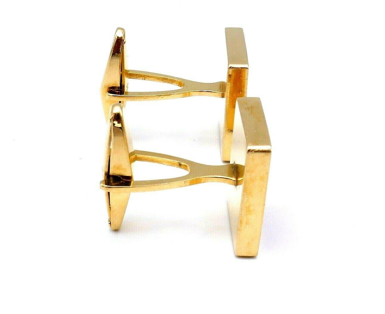 Women's or Men's Vintage Yellow Gold Coral Rectangular Cufflinks For Sale