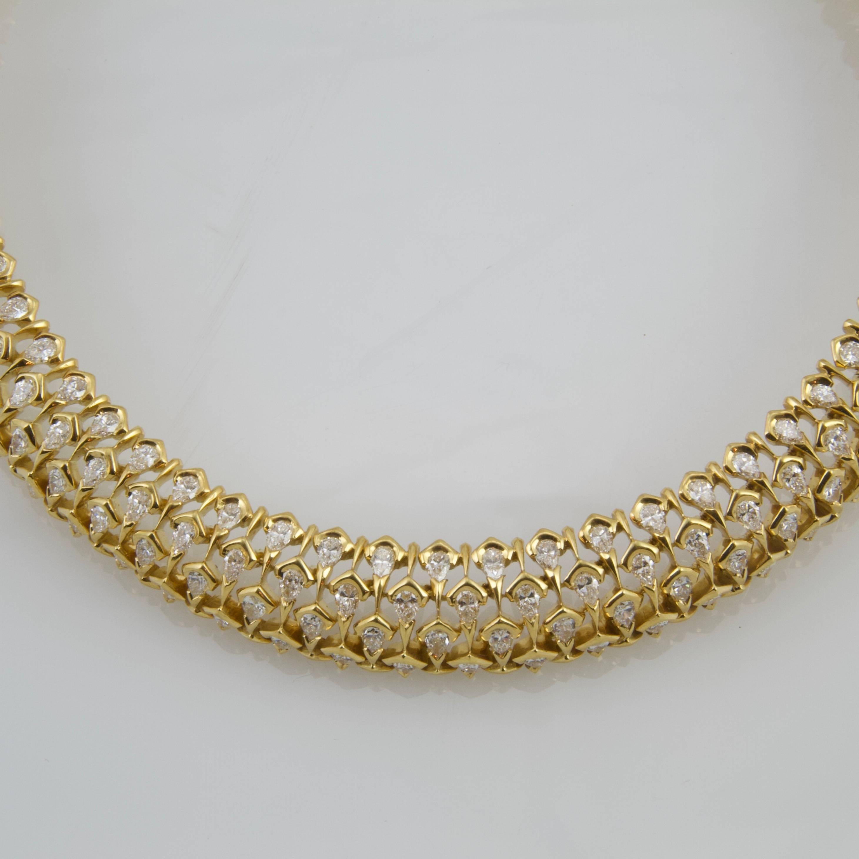 Modern Vintage Yellow Gold Diamond Necklace by Mauboussin from Paris For Sale