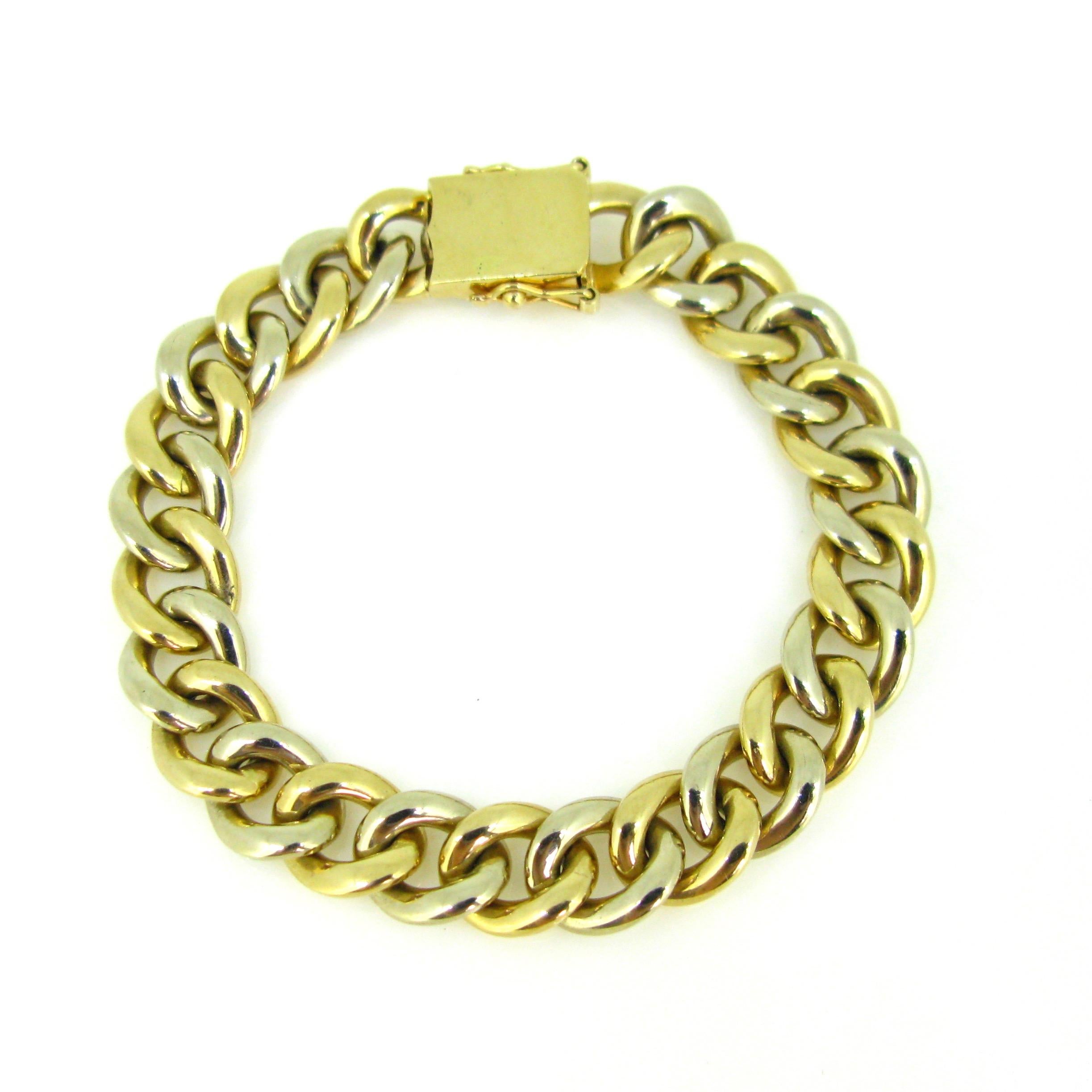 This vintage bracelet is fully made in 18kt solid gold. It weighs 59,1gr and it is in very good condition. 13 curb Links are adorned with brilliant cut diamonds. There is an approximate total carat weight of 1.5ct. The bracelet is very easy to wear