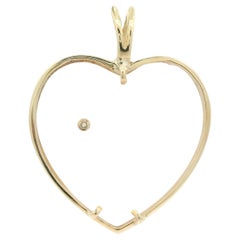 Vintage Yellow Gold Frosted Glass Quartz Diamond Heart Pendant