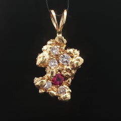 Vintage Yellow Gold GIA 1.6ctw Round Vivid Red Ruby & Diamond Nugget Pendant