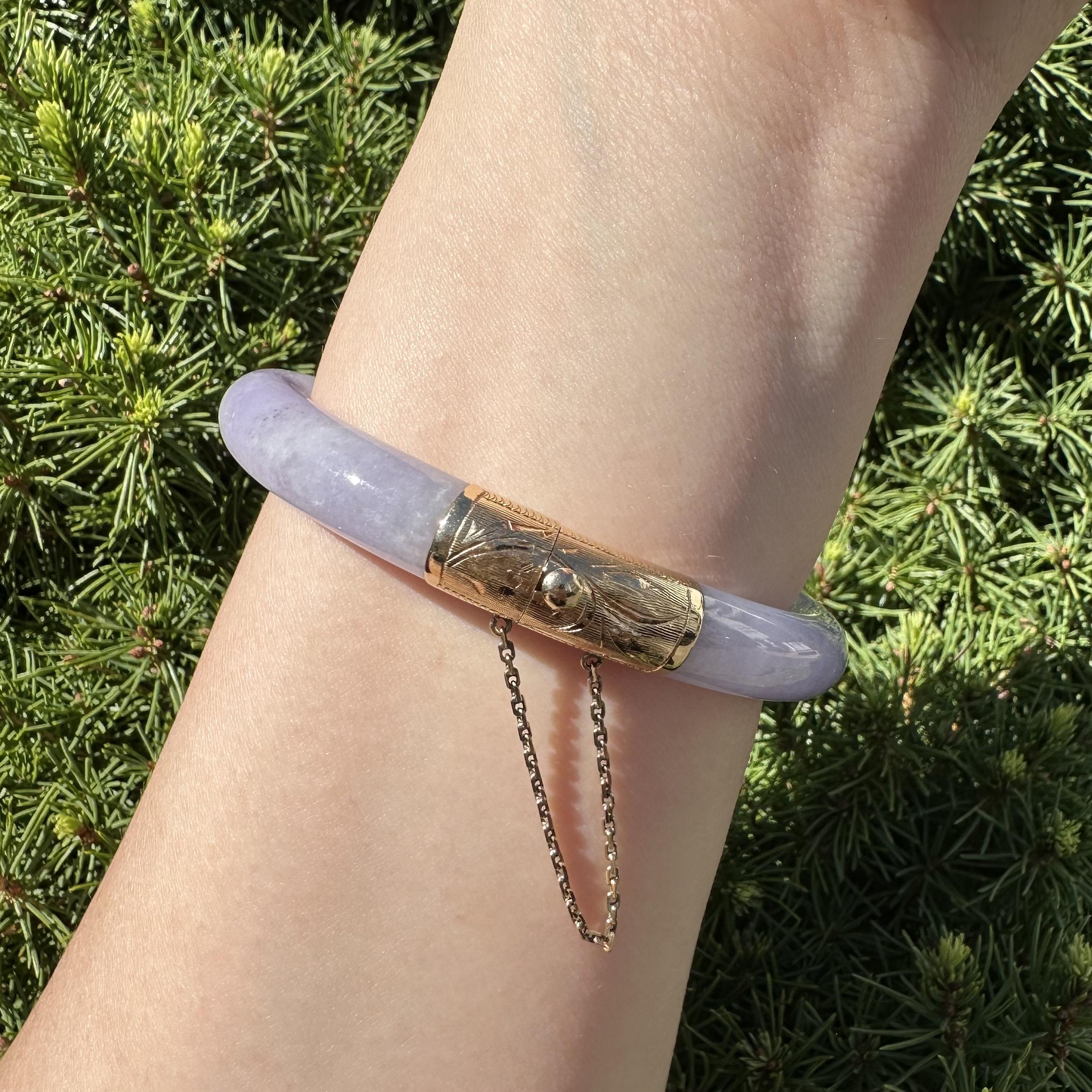 Bracelet ouvert à charnière en or jaune Vintage GIA Burma Purple Arc A Jade en vente 3