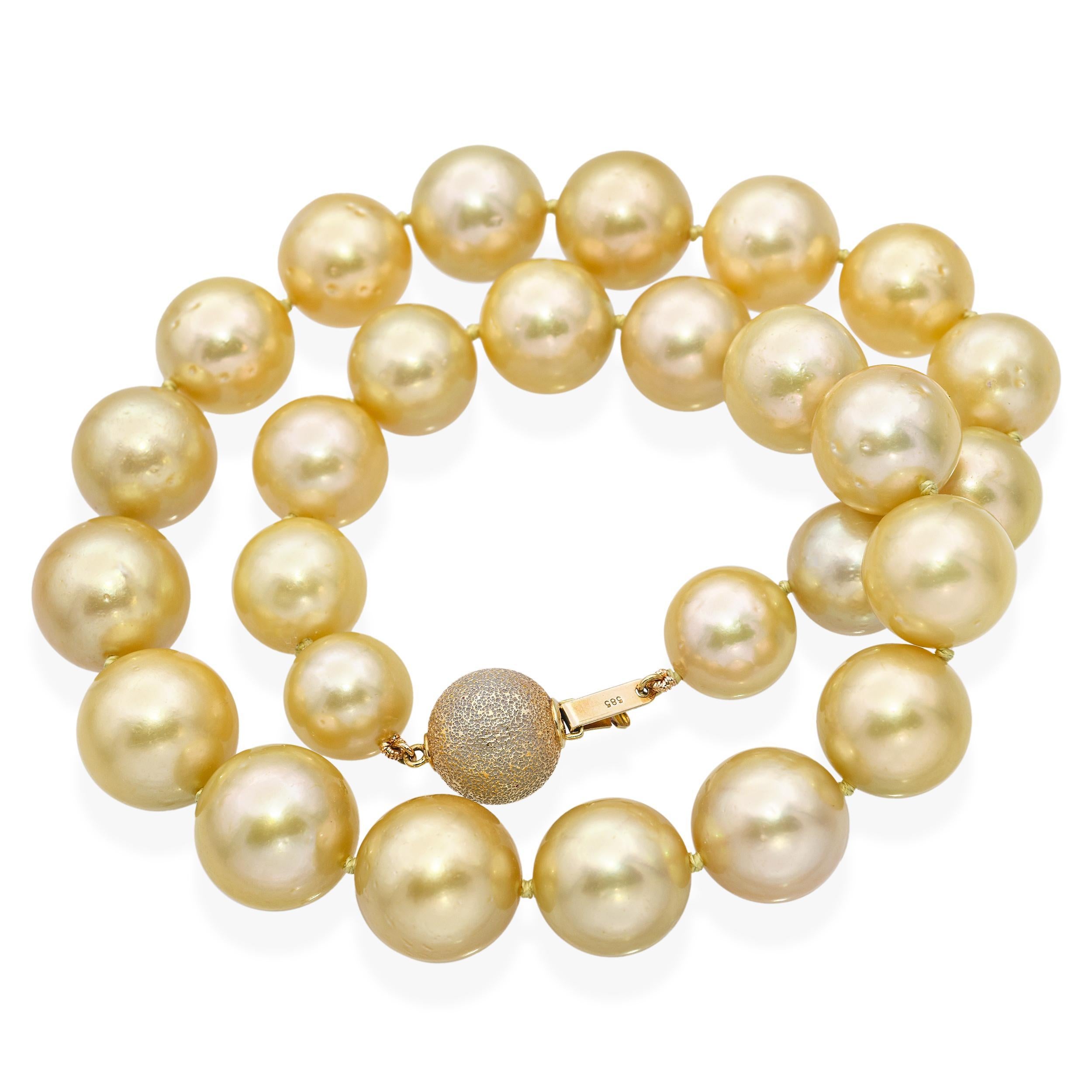 Vintage Gelbgold abgestufte große goldene Südseeperlenkette im Zustand „Gut“ im Angebot in New York, NY