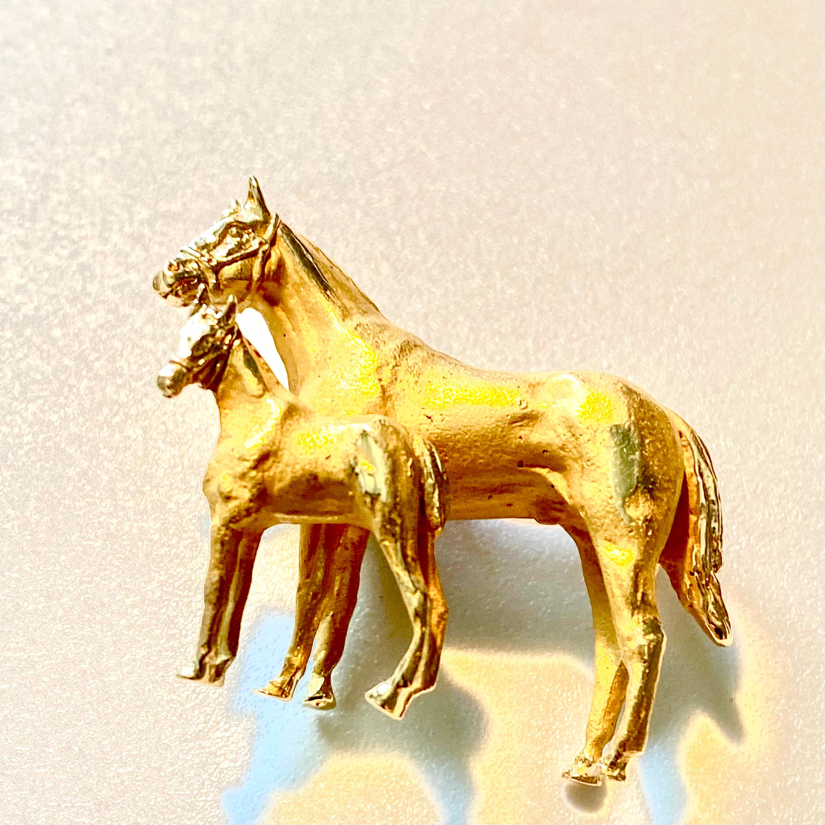 Vintage Yellow Gold Horse Foal Wearing Bridle 20 Century 1.8 Inch Figural Brooch 3
