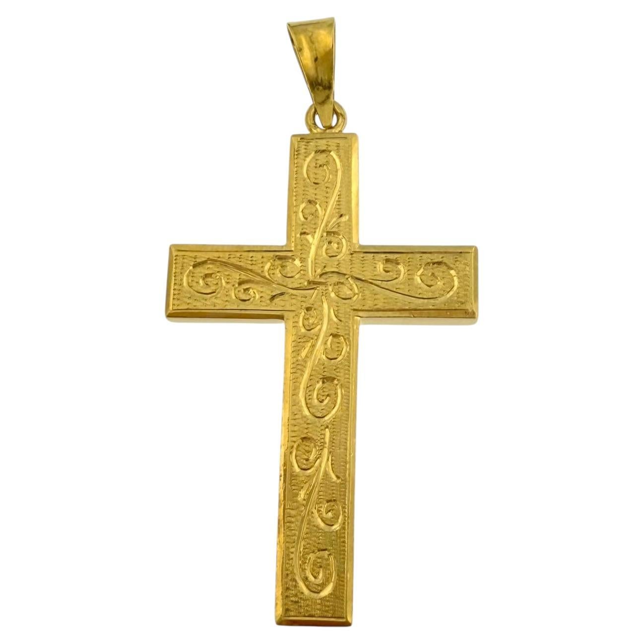 Vintage Yellow Gold Italian Cross with Leaf Pattern