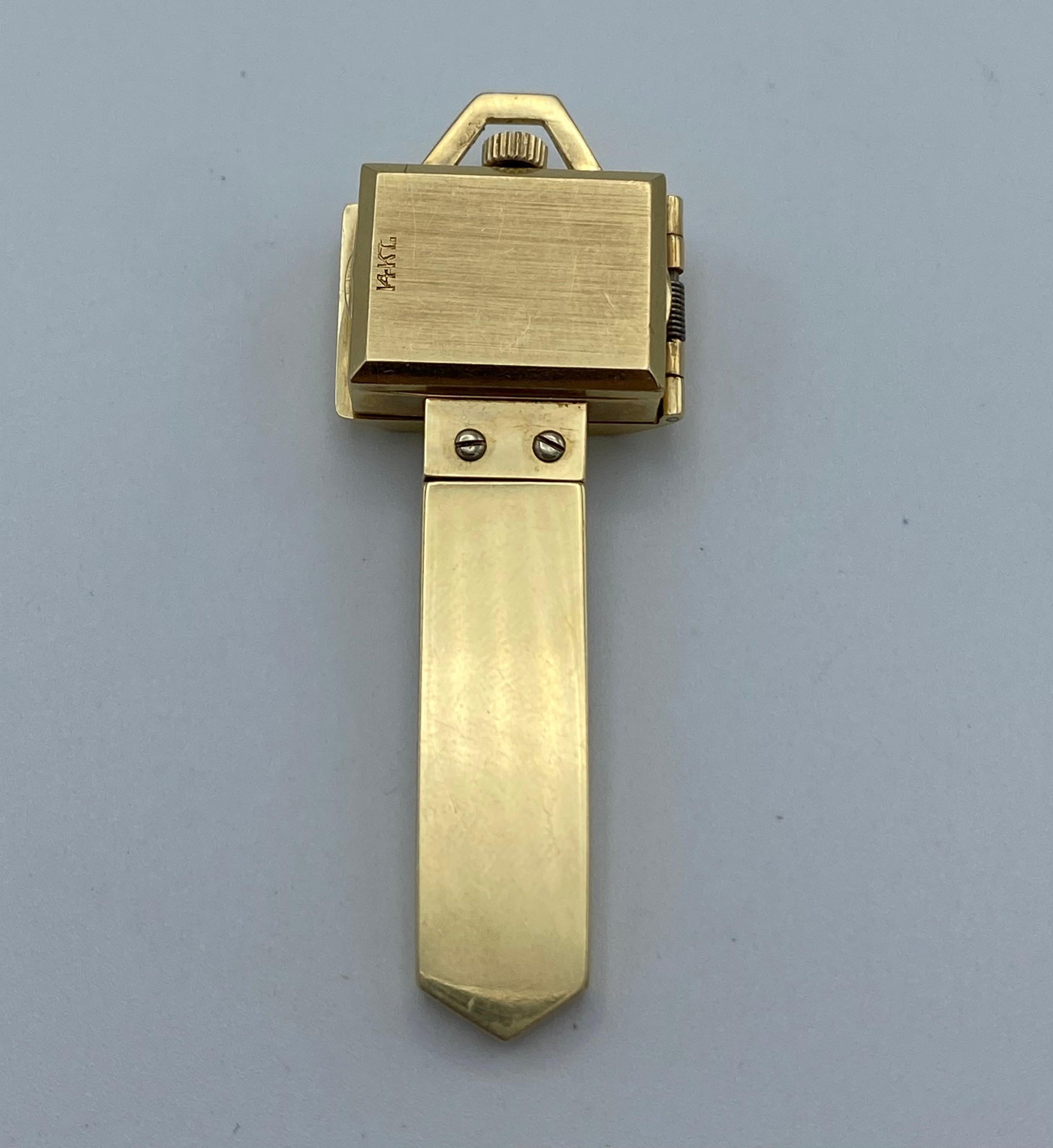 Gelbgold Schlüsselanhänger mit Benrus-Uhr  für Damen oder Herren im Angebot
