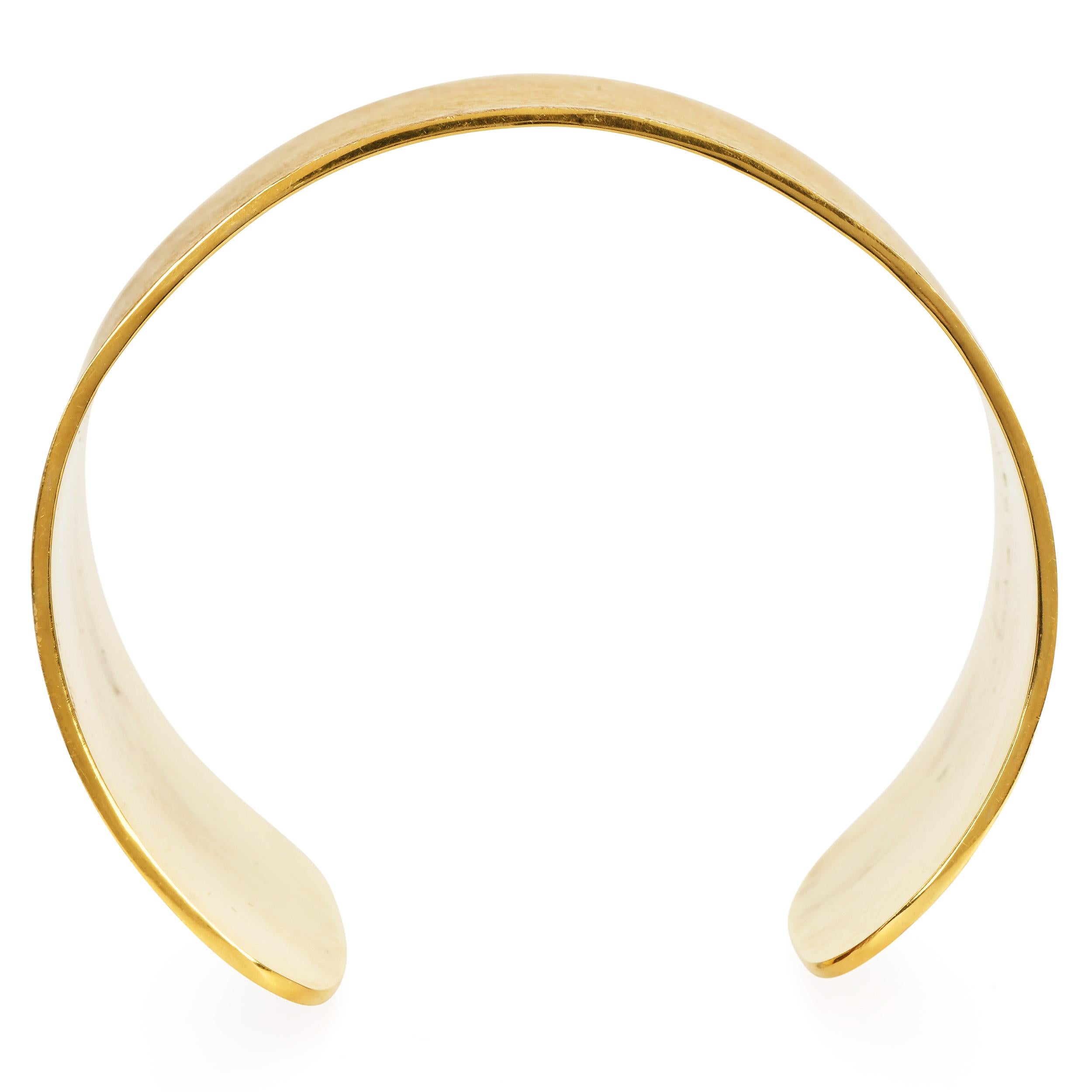 Vintage Gelbgold große breite texturierte Goldmanschette Armband im Angebot 1