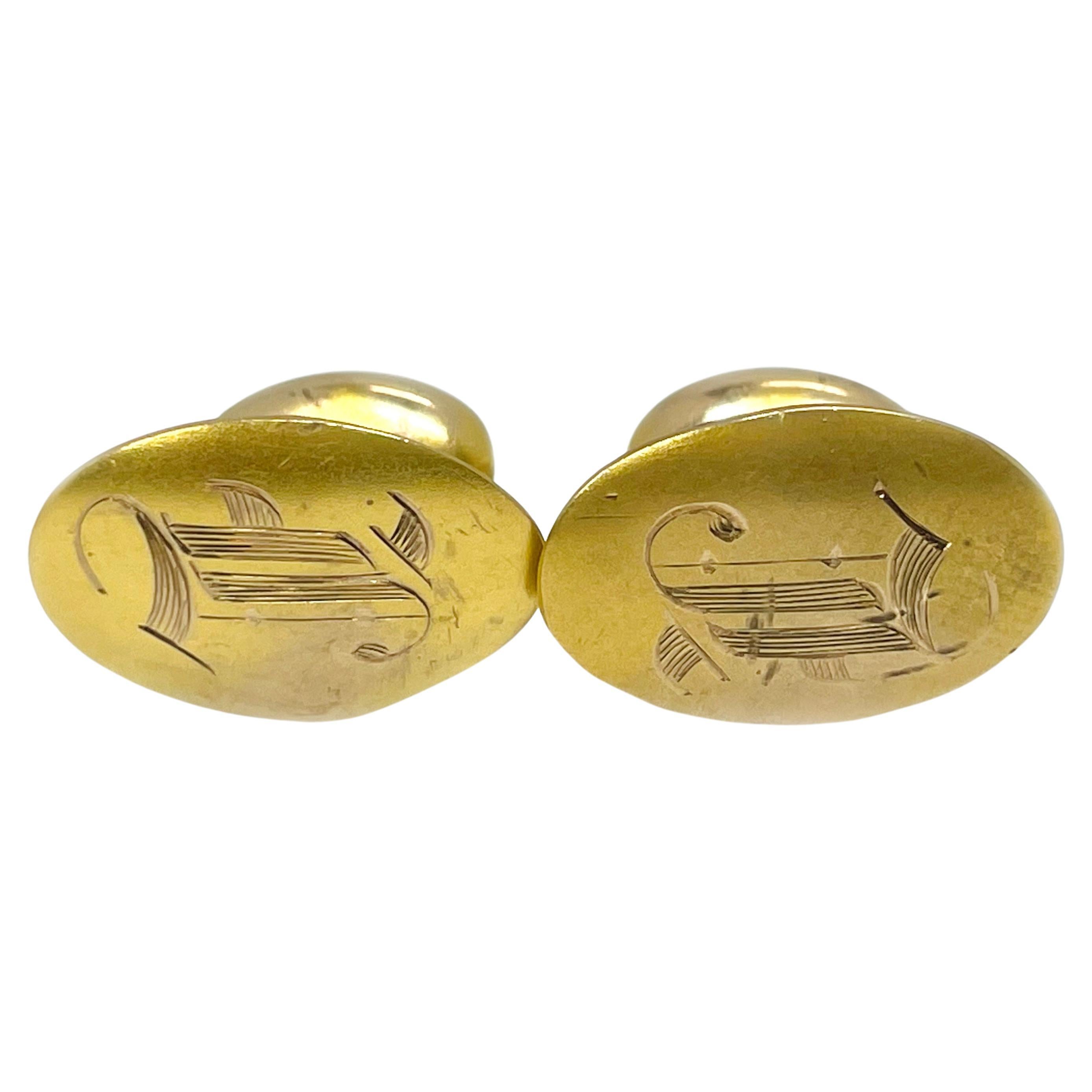 Boutons de manchette vintage en or jaune avec monogramme « L » en vente