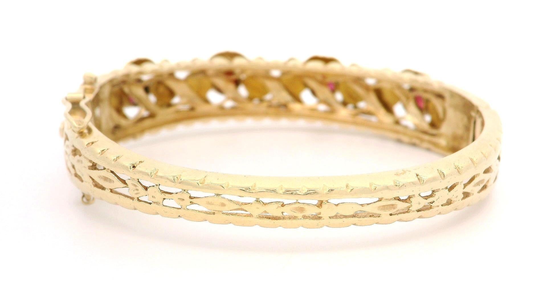 Vintage Yellow Gold Old Round Garnet Textured Open Work Hinged Bangle Bracelet For Sale 2