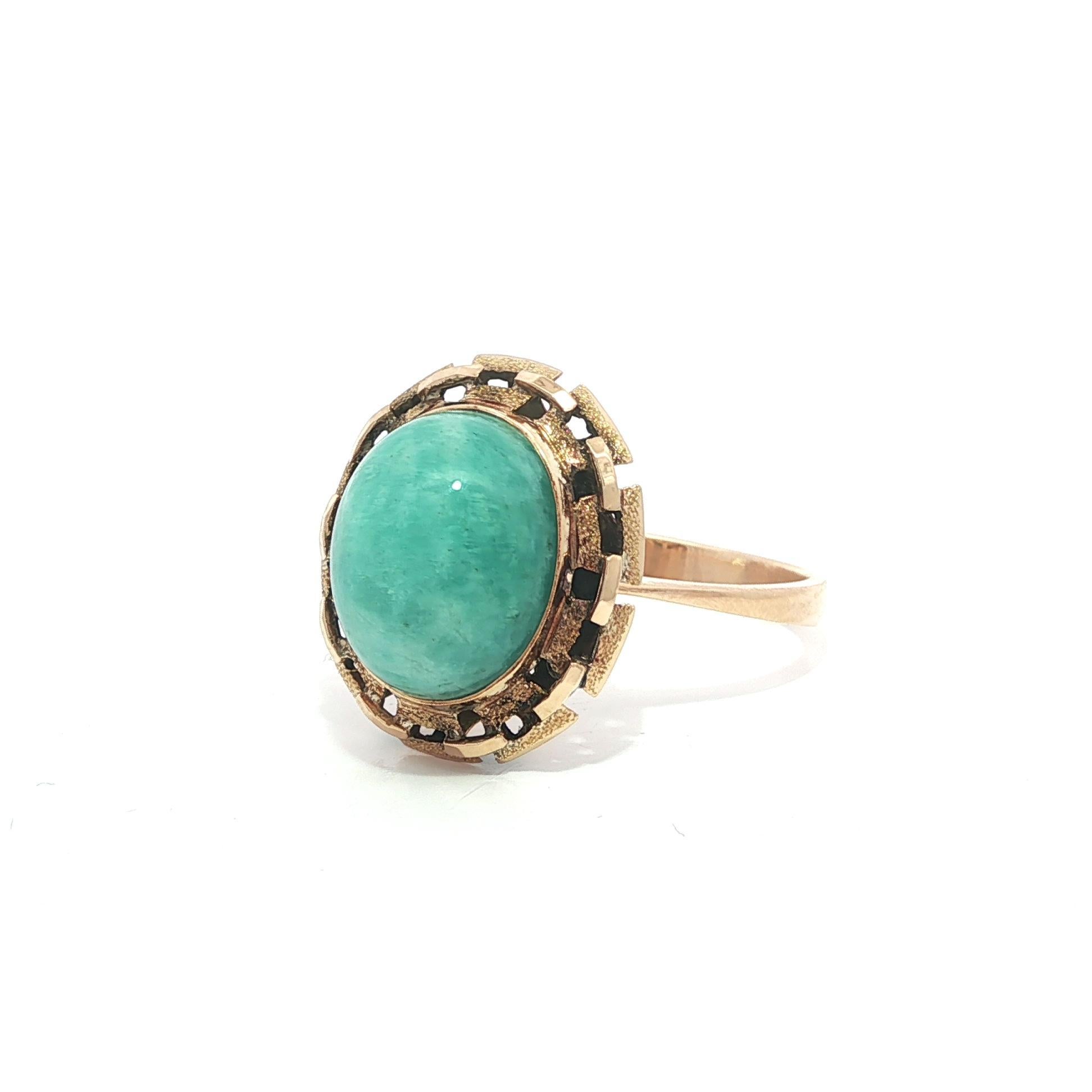 Vintage Gelbgold Oval Cabochon Lünette blauen Stein detaillierte Arbeit Frame Ring Damen im Angebot