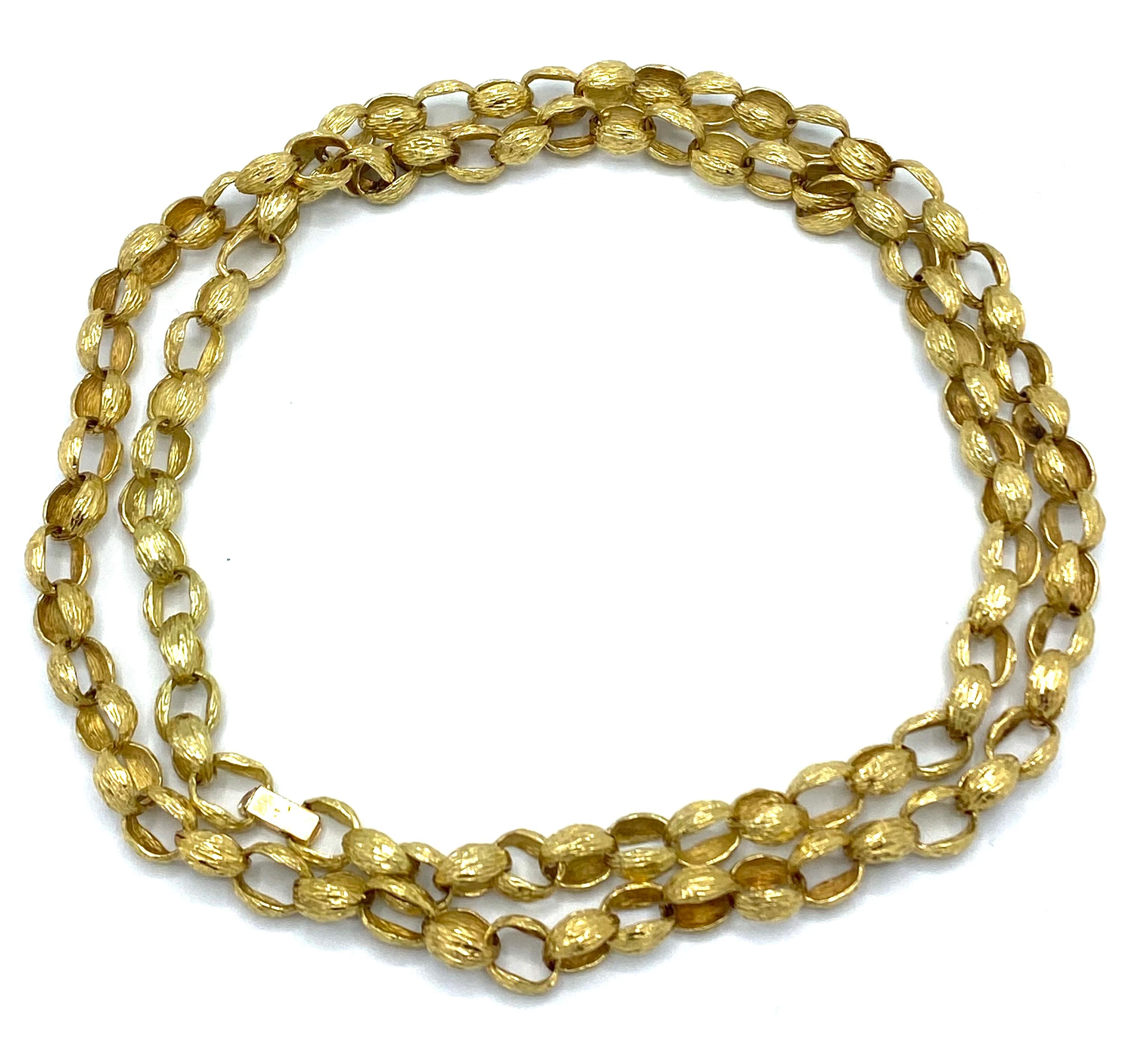 Chaîne collier à maillons ovales vintage en or jaune avec pendentif et broche  Excellent état - En vente à Beverly Hills, CA