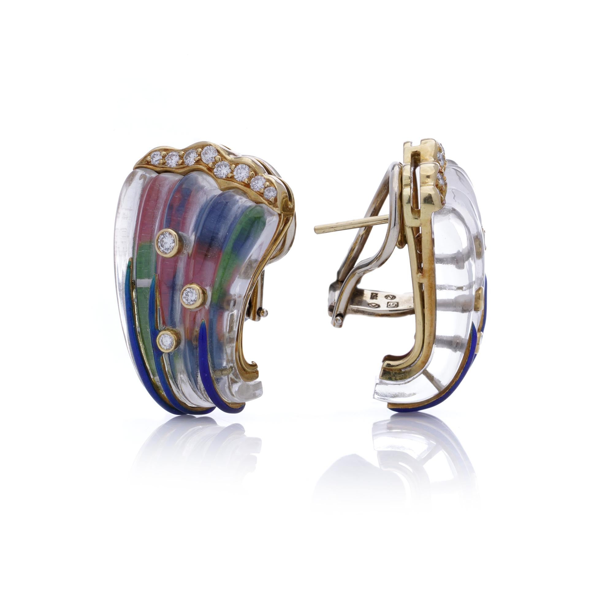 Women's Vintage yellow gold pair of rock crystal diamond clip - on earrings. For Sale