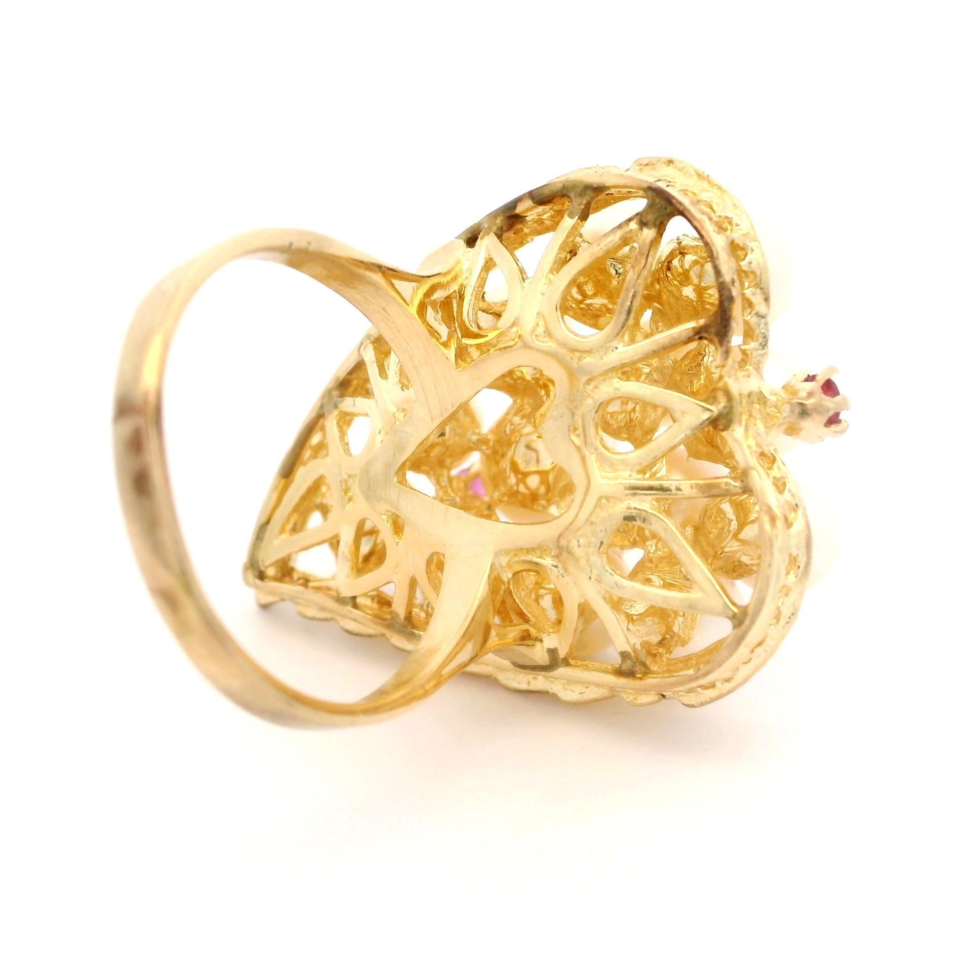 Vintage Yellow Gold Pearl Cluster Textured Leaf Statement Cocktail Ring For Sale 2