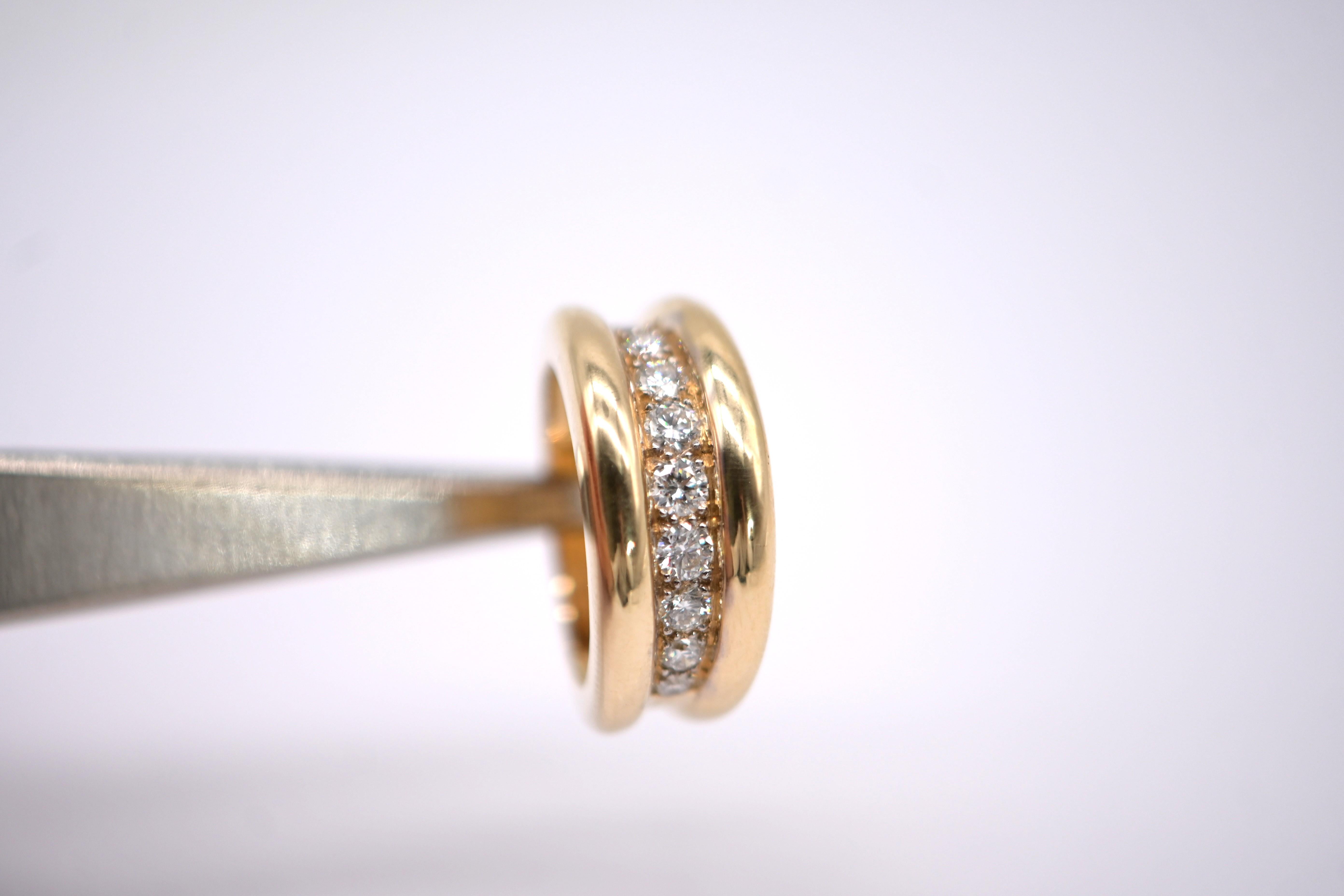 De las mujeres Anillo vintage de oro amarillo engastado con diamantes en venta
