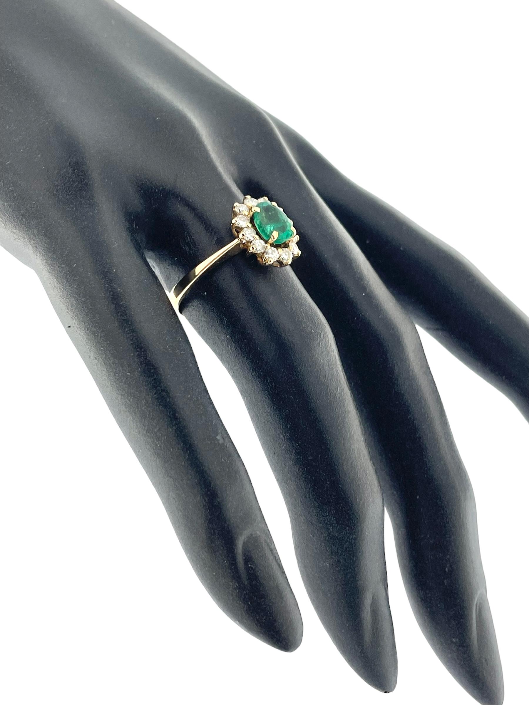 Mixed Cut Vintage Yellow Gold Ring with Emerald and Diamonds IGI Certified For Sale