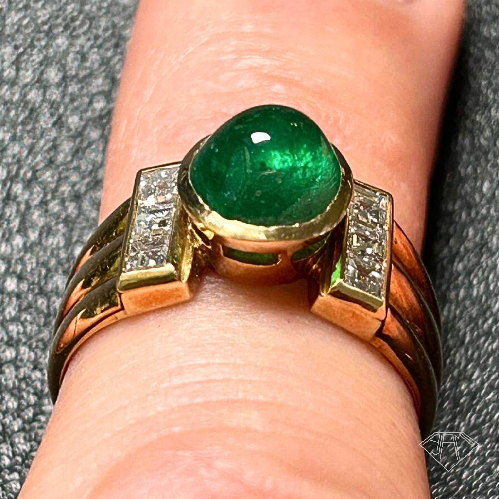 Art Deco 2,30ct natürlicher Smaragd Cabochon, 18KGold Ring 1,20ct natürliche Diamanten im Angebot 3