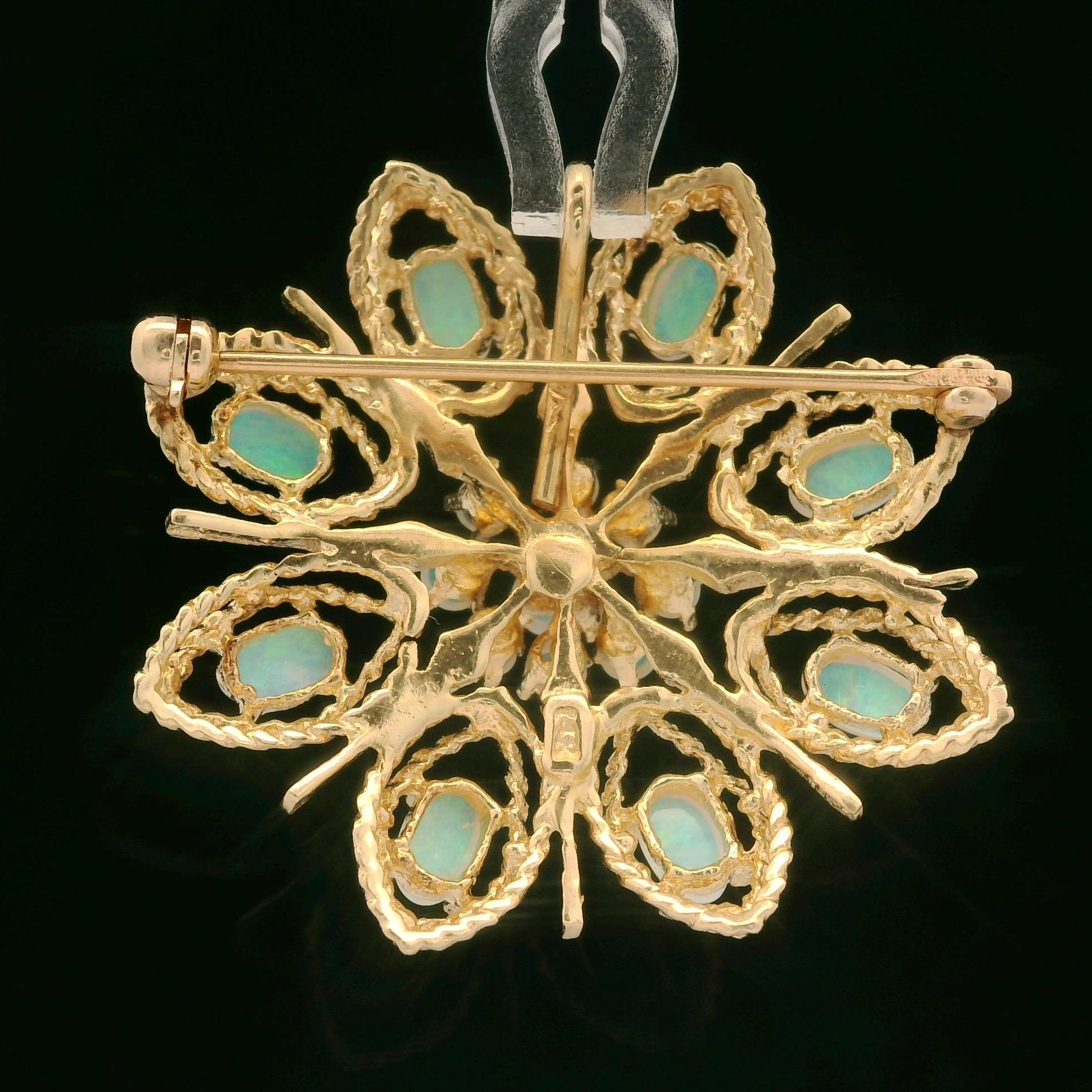 Vintage Yellow Gold Round & Oval Cabochon Opal Floral Pin Brooch Pendant In Excellent Condition For Sale In Montclair, NJ