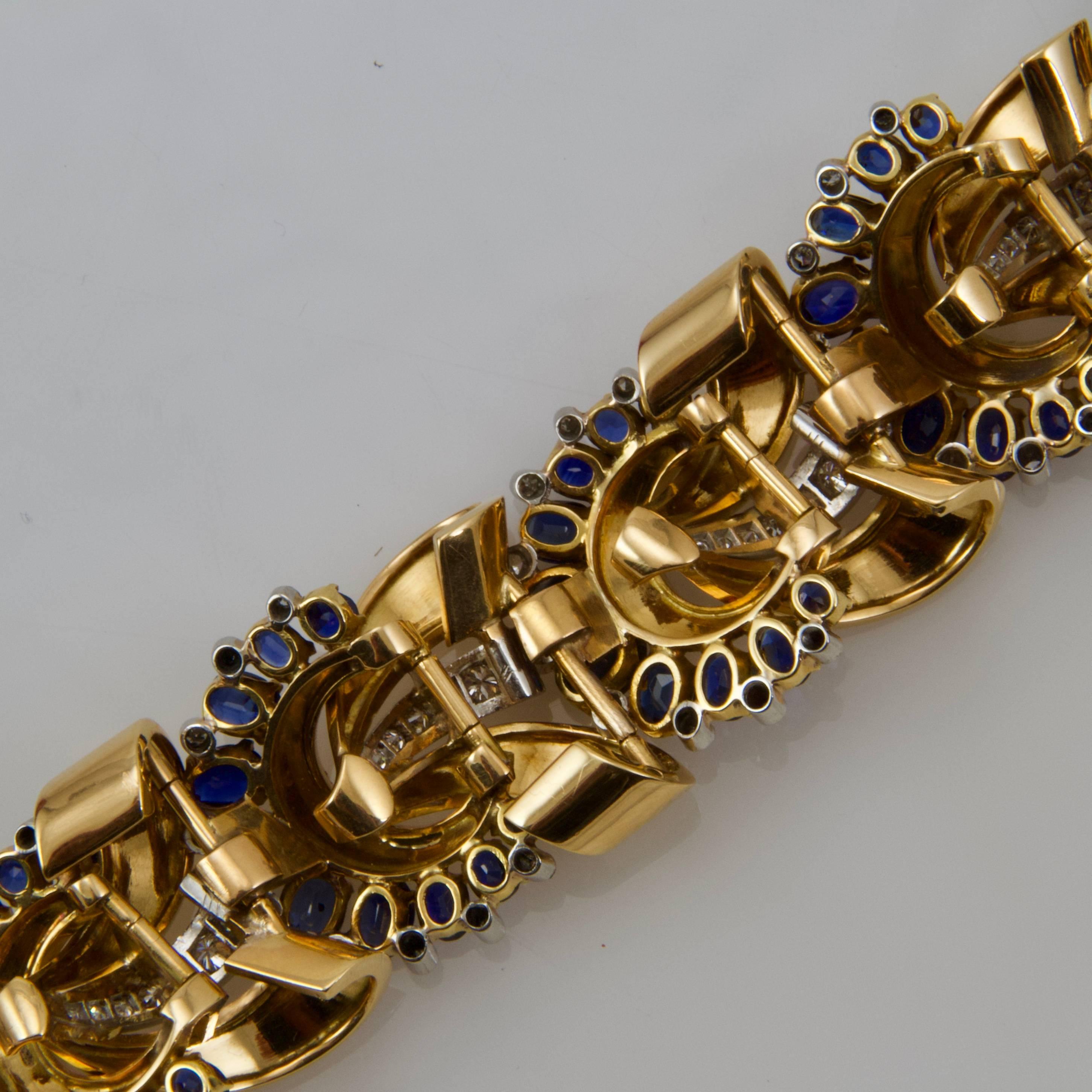 Round Cut  Yellow Gold Sapphires and Diamonds Bracelet circa 1950