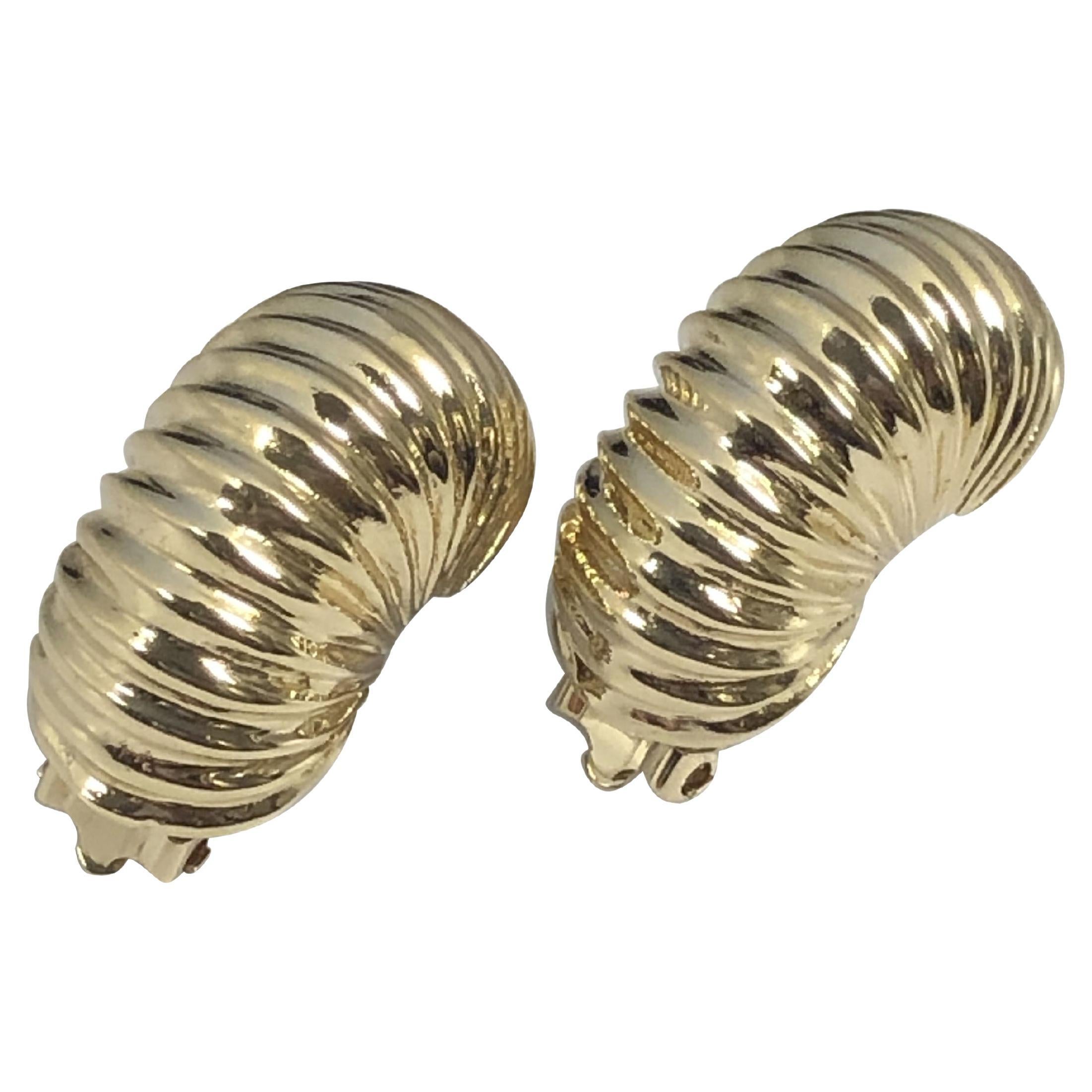 Vintage Yellow Gold Shrimp Scalloped Earrings