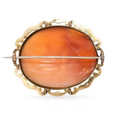 Vintage Yellow Gold Sir Walter Raleigh & Lady Shell Cameo Brooch