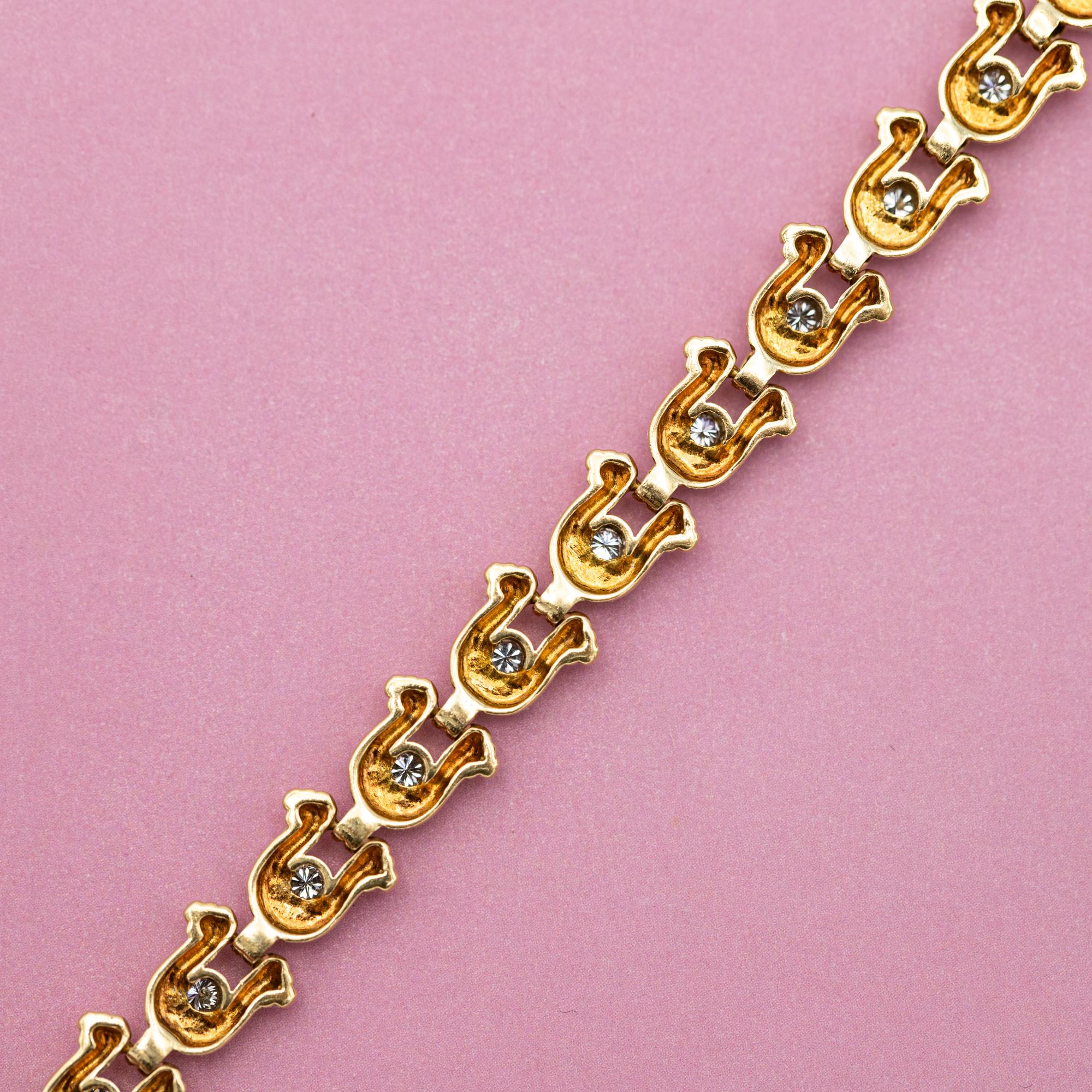 Women's or Men's Vintage yellow gold Tennis bracelet - Horse shoe - 12.5 gr - 0.62 ct diamonds
