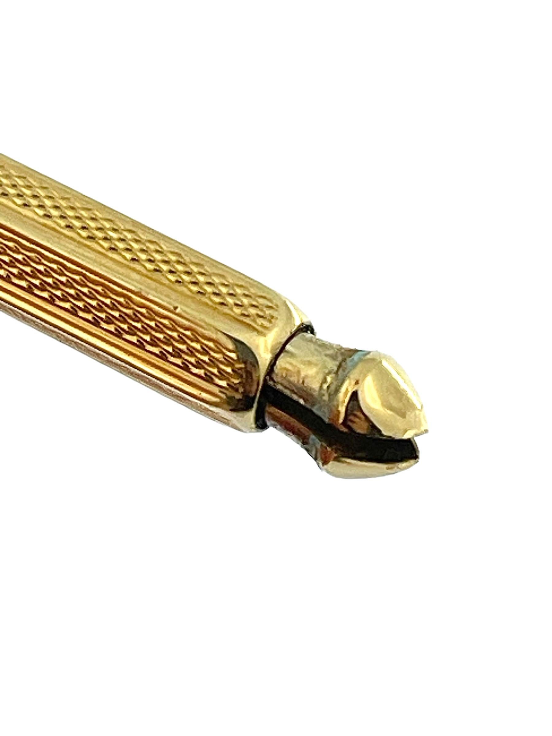 Women's or Men's Vintage Yellow Gold Toothpick Pendant For Sale