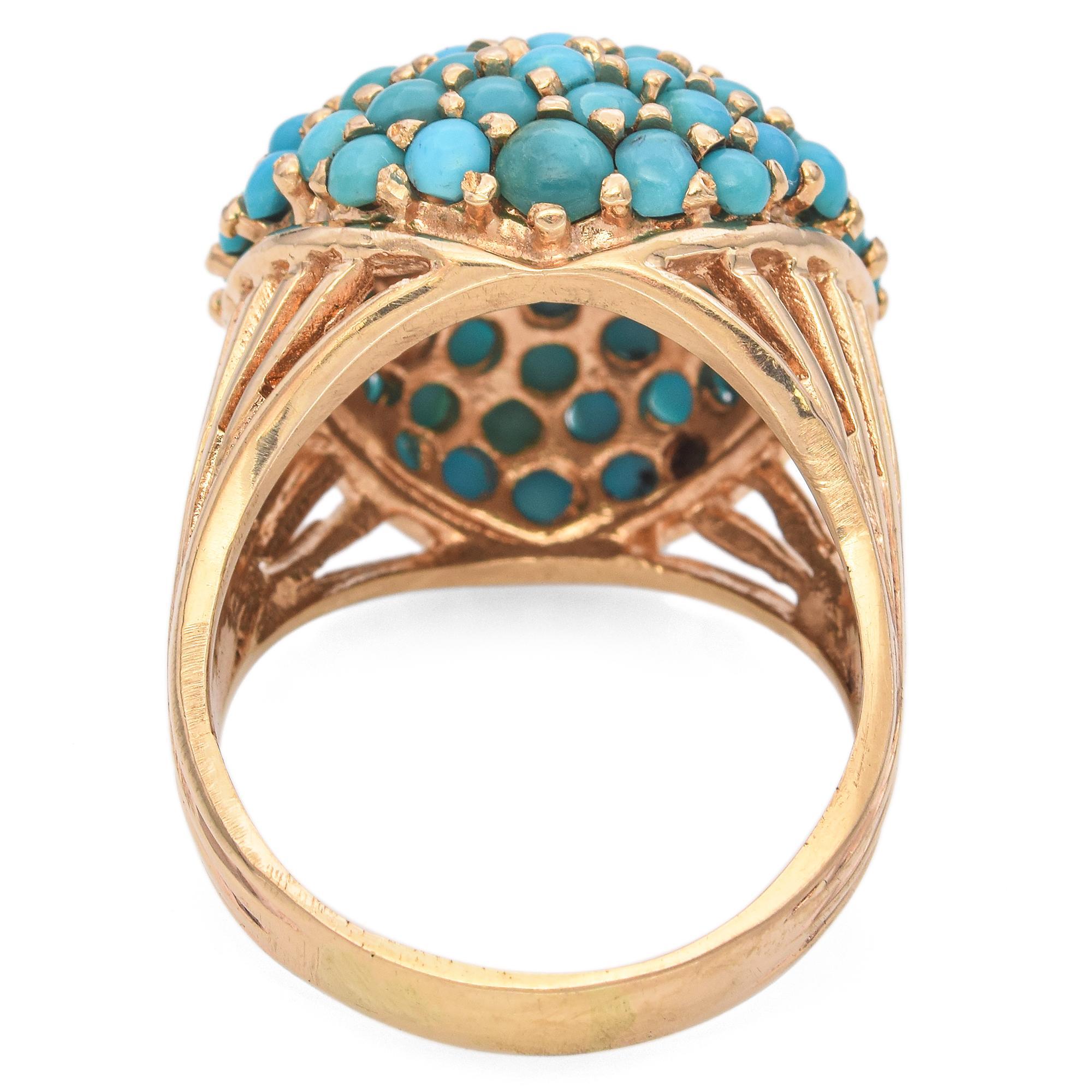 Vintage Gelbgold Türkis Cluster Dome Ring im Zustand „Gut“ in New York, NY