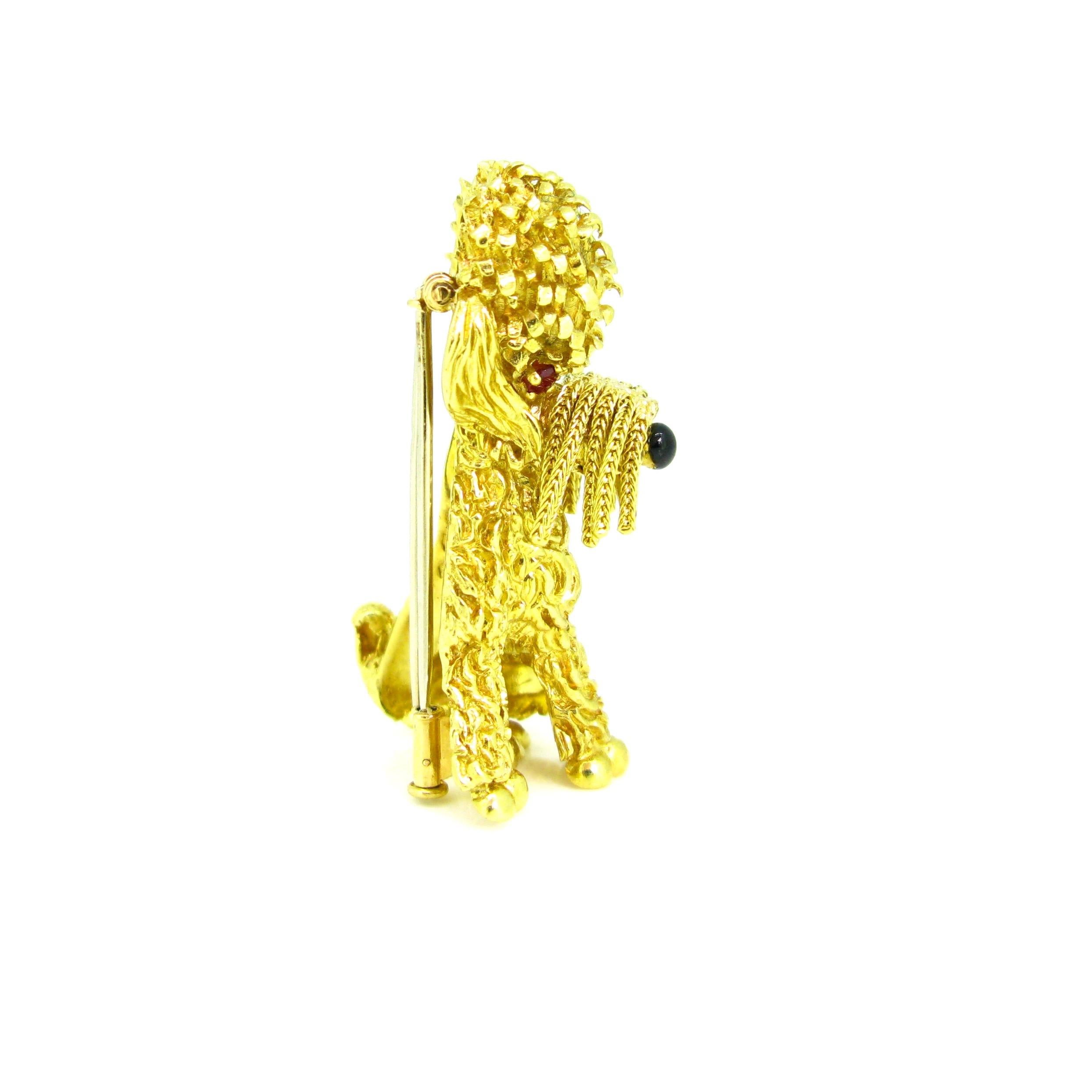 Vintage Yellow Gold Whiskers Tassel Poodle Brooch In Good Condition In London, GB